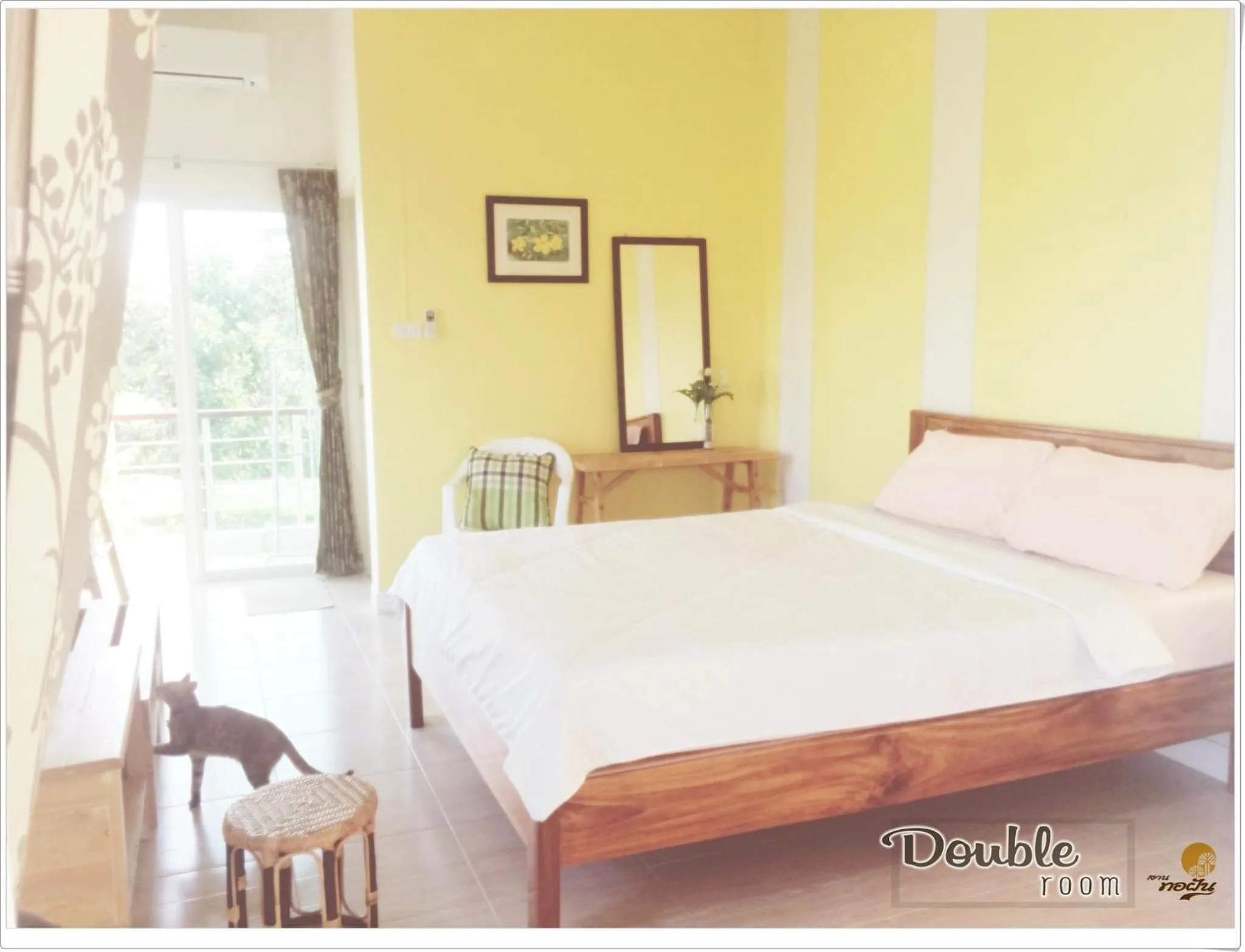 Bedroom, Bed in Thorfun Guesthouse in the Garden