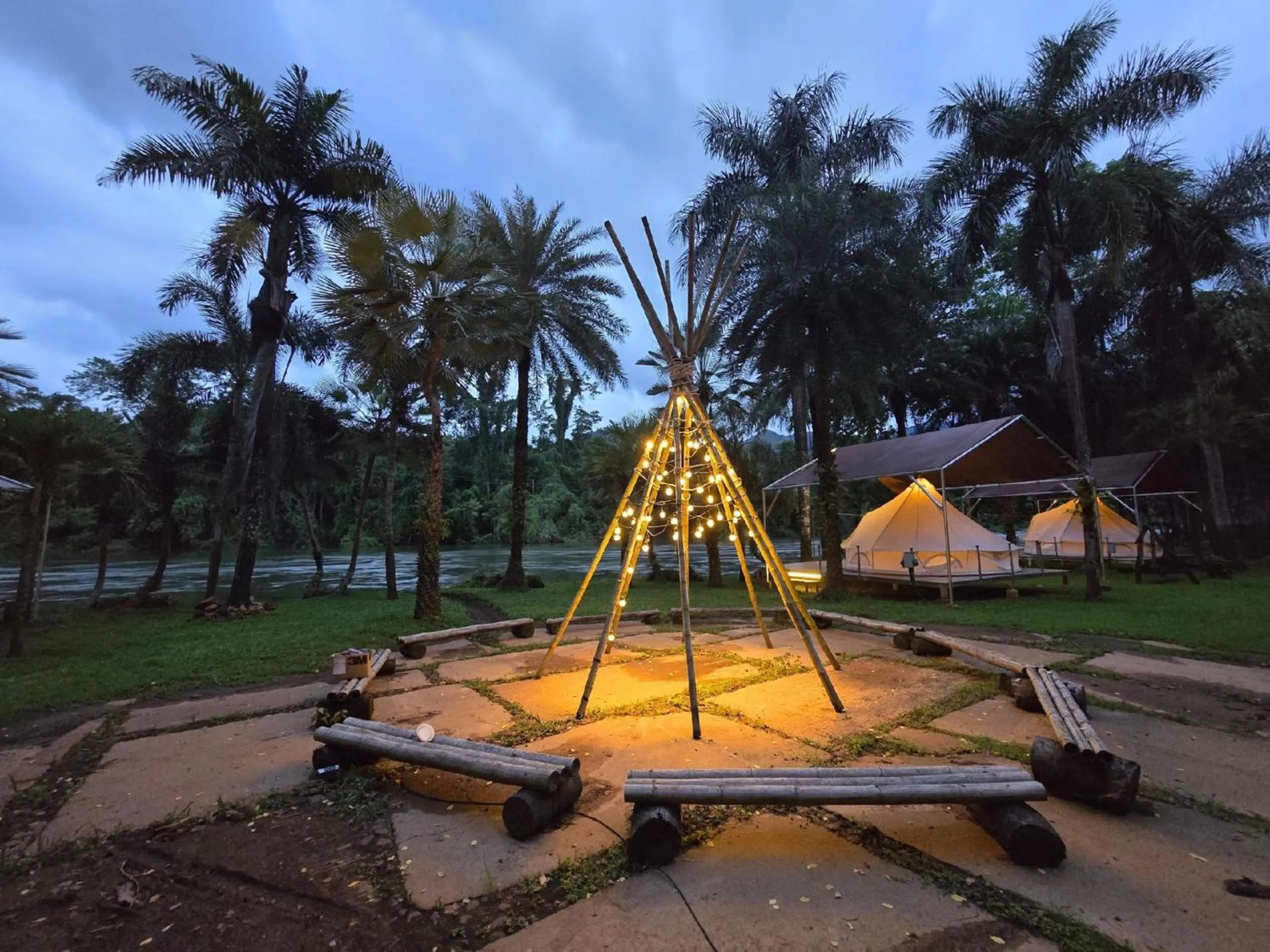 Night in Puprai Tarnnarm Resort