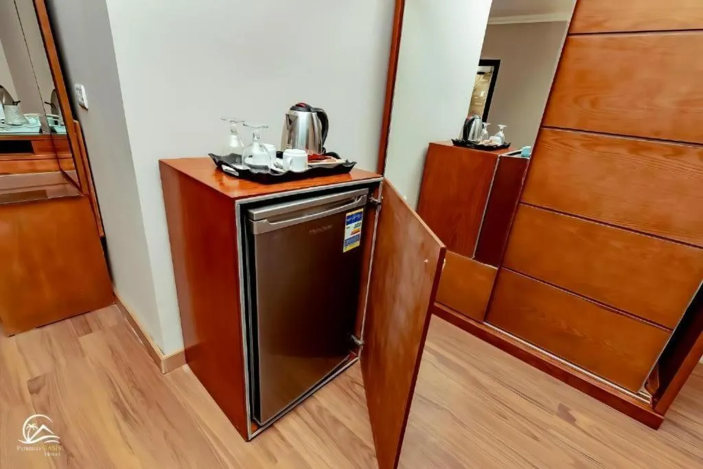 PYramiDs OaSiS ViEW HoTeL