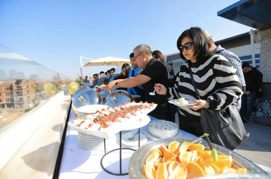 PYramiDs OaSiS ViEW HoTeL