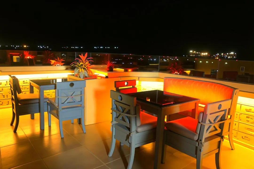 PYramiDs OaSiS ViEW HoTeL