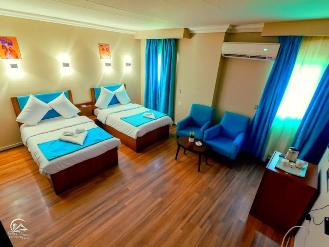 PYramiDs OaSiS ViEW HoTeL