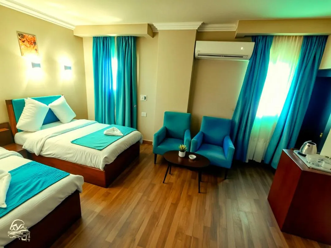 PYramiDs OaSiS ViEW HoTeL