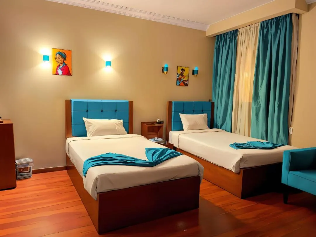 PYramiDs OaSiS ViEW HoTeL