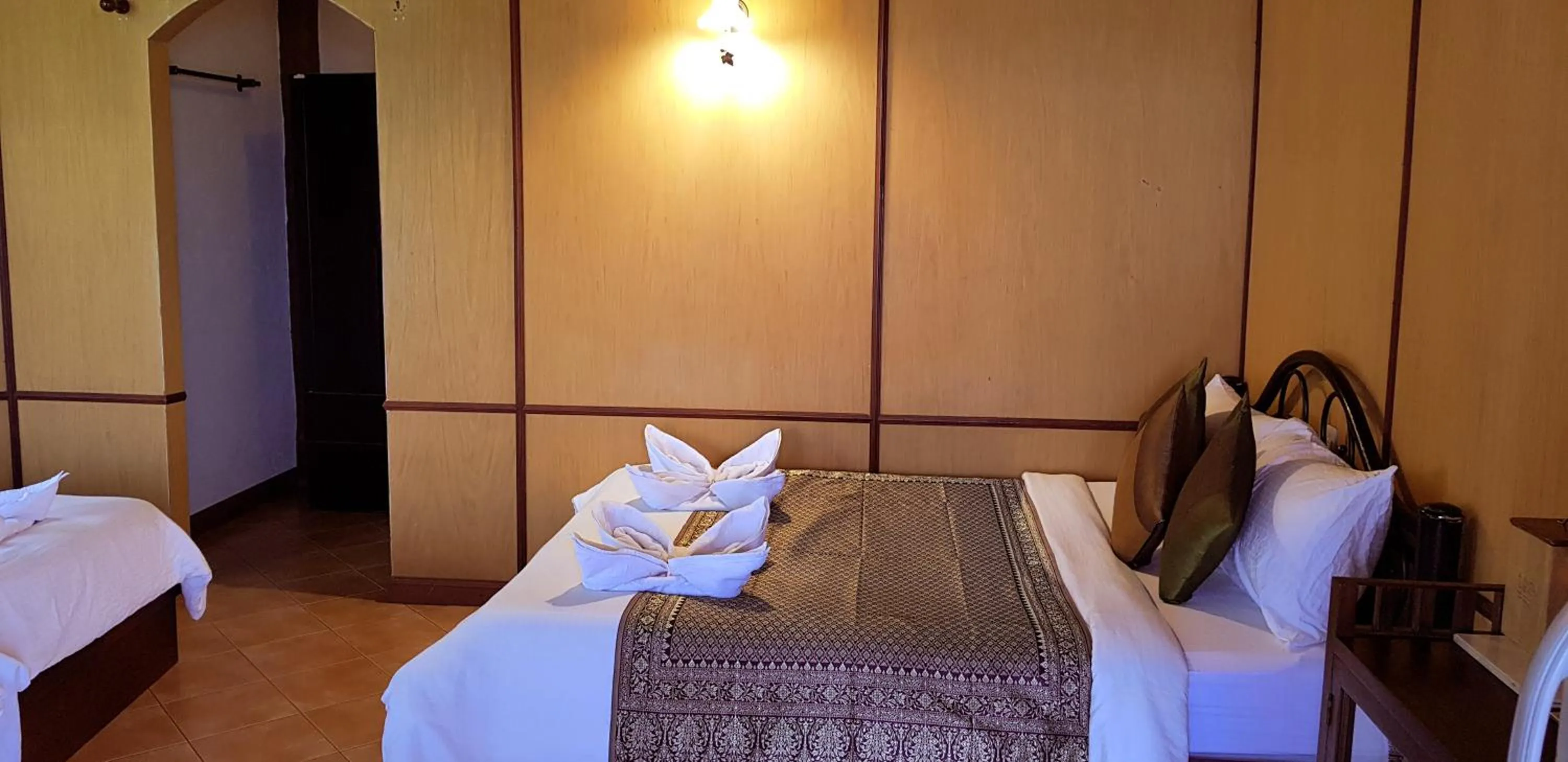 Bed in Clear View Resort