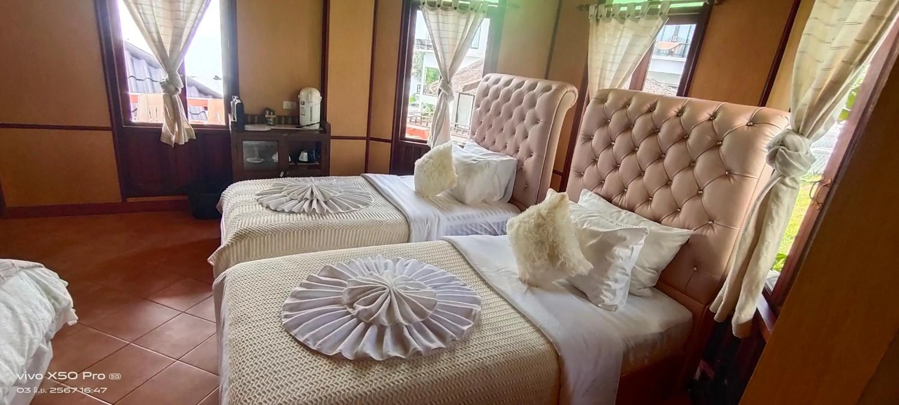 Bedroom, Bed in Clear View Resort