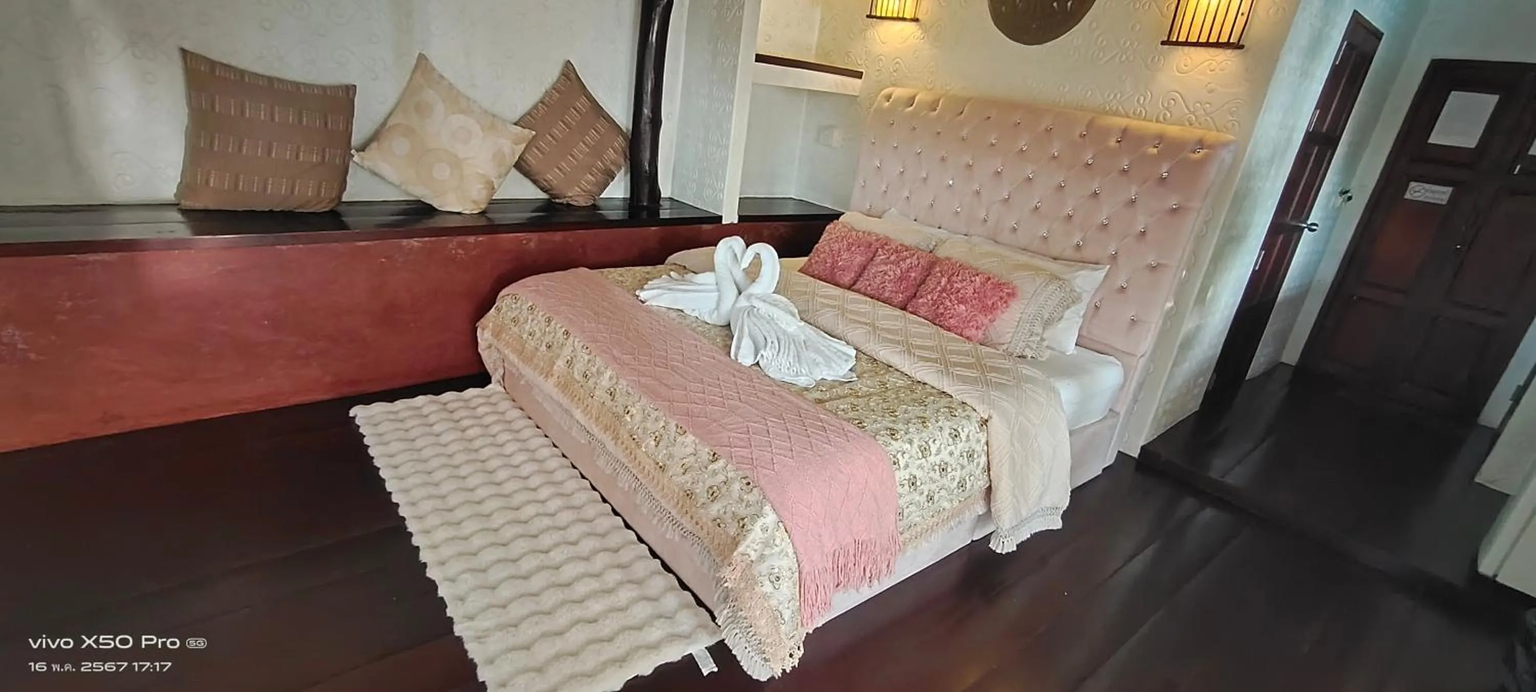 Bed in Clear View Resort