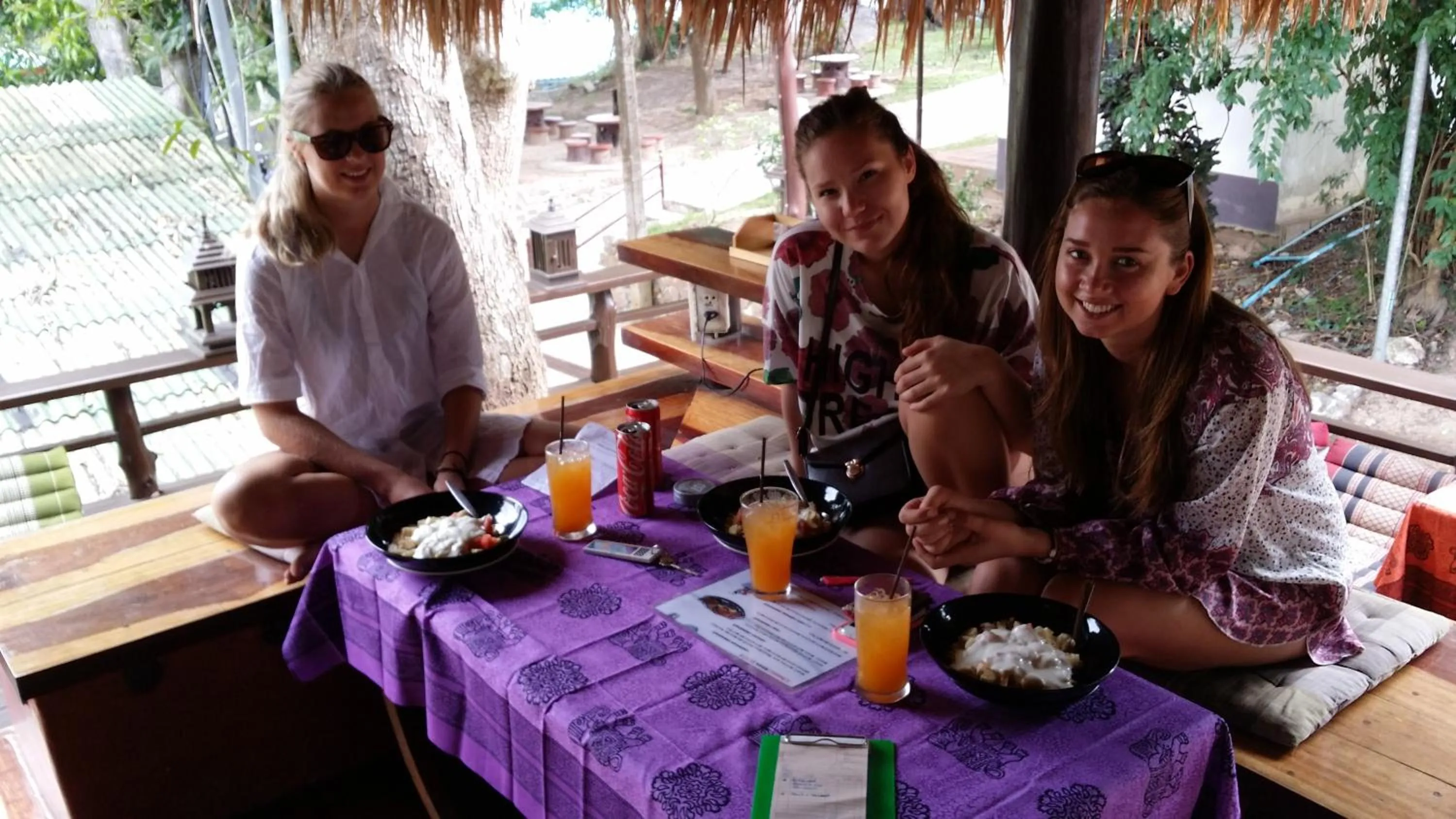 Restaurant/places to eat in Clear View Resort