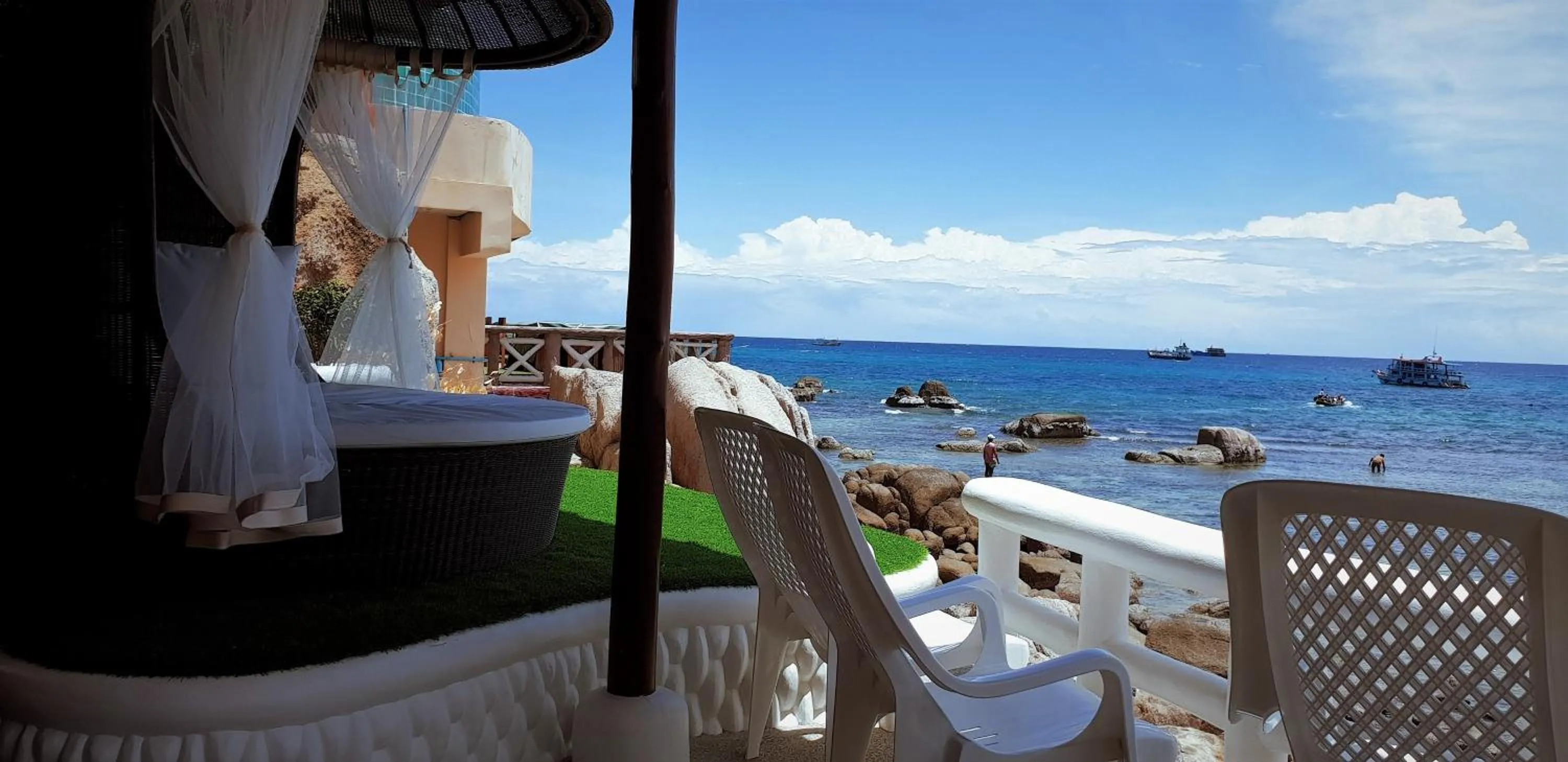 Sea view in Clear View Resort