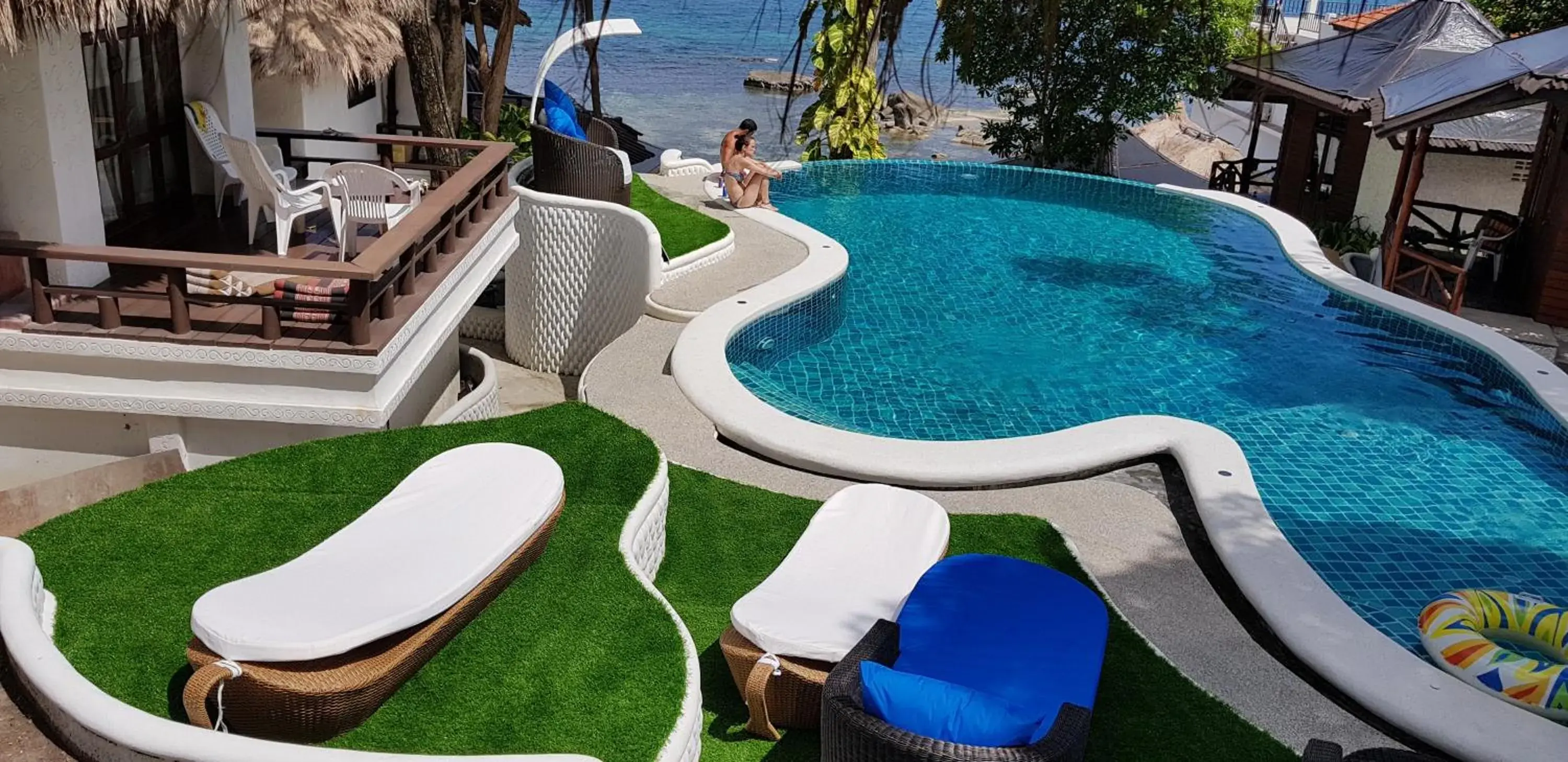 Triple Bungalow with Sea View in Clear View Resort Triple Bungalow with Sea View in Clear View Resort