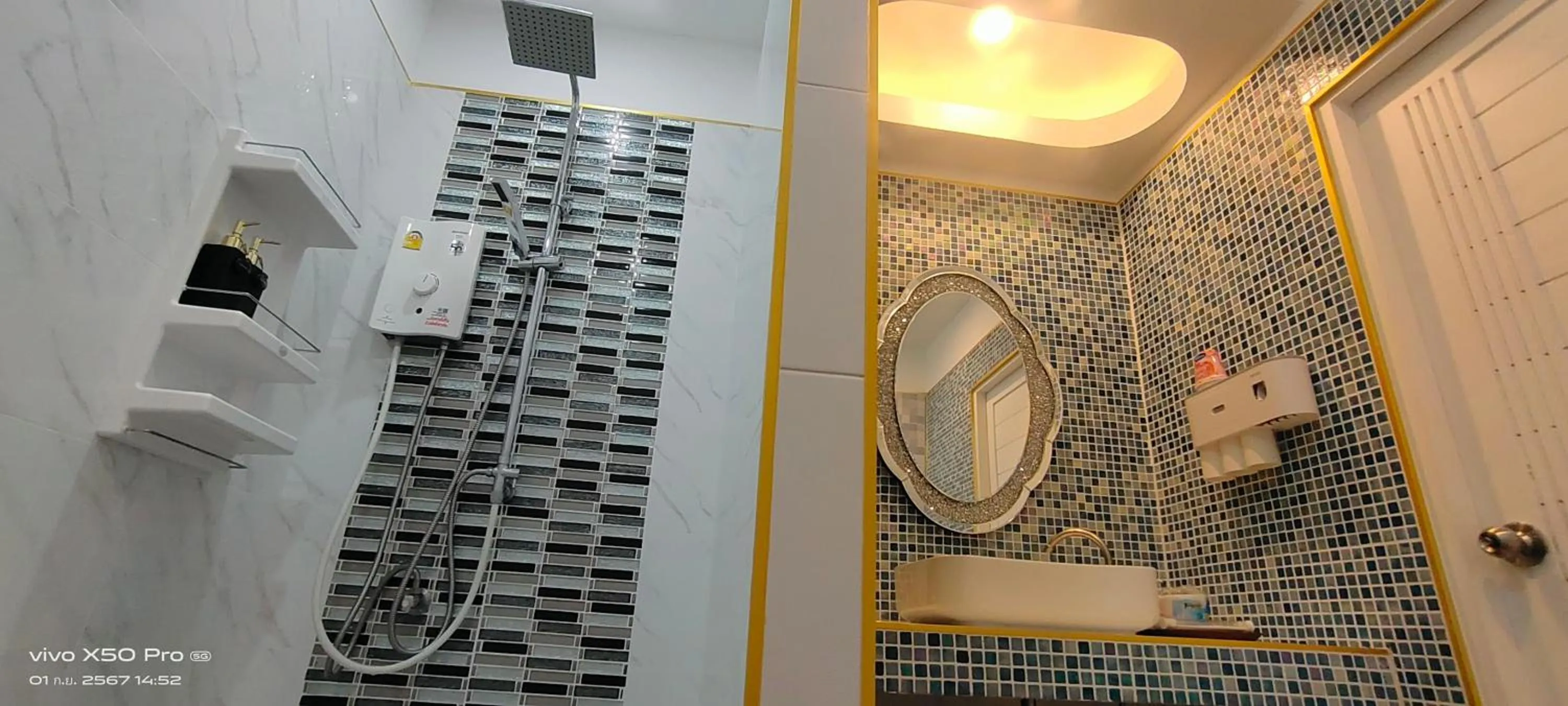 Bathroom in Clear View Resort