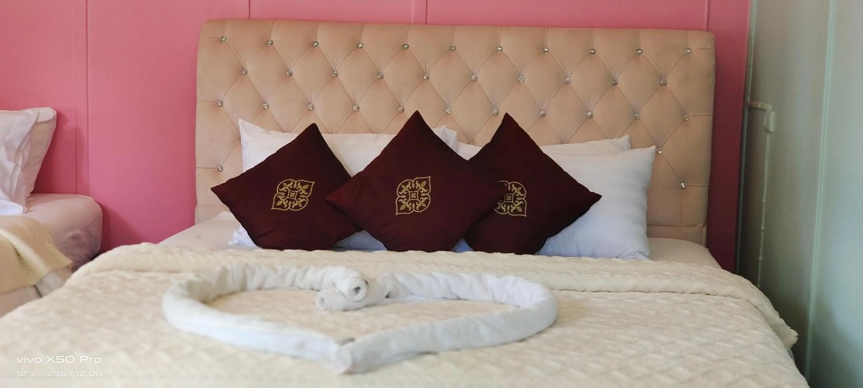 Bed in Clear View Resort