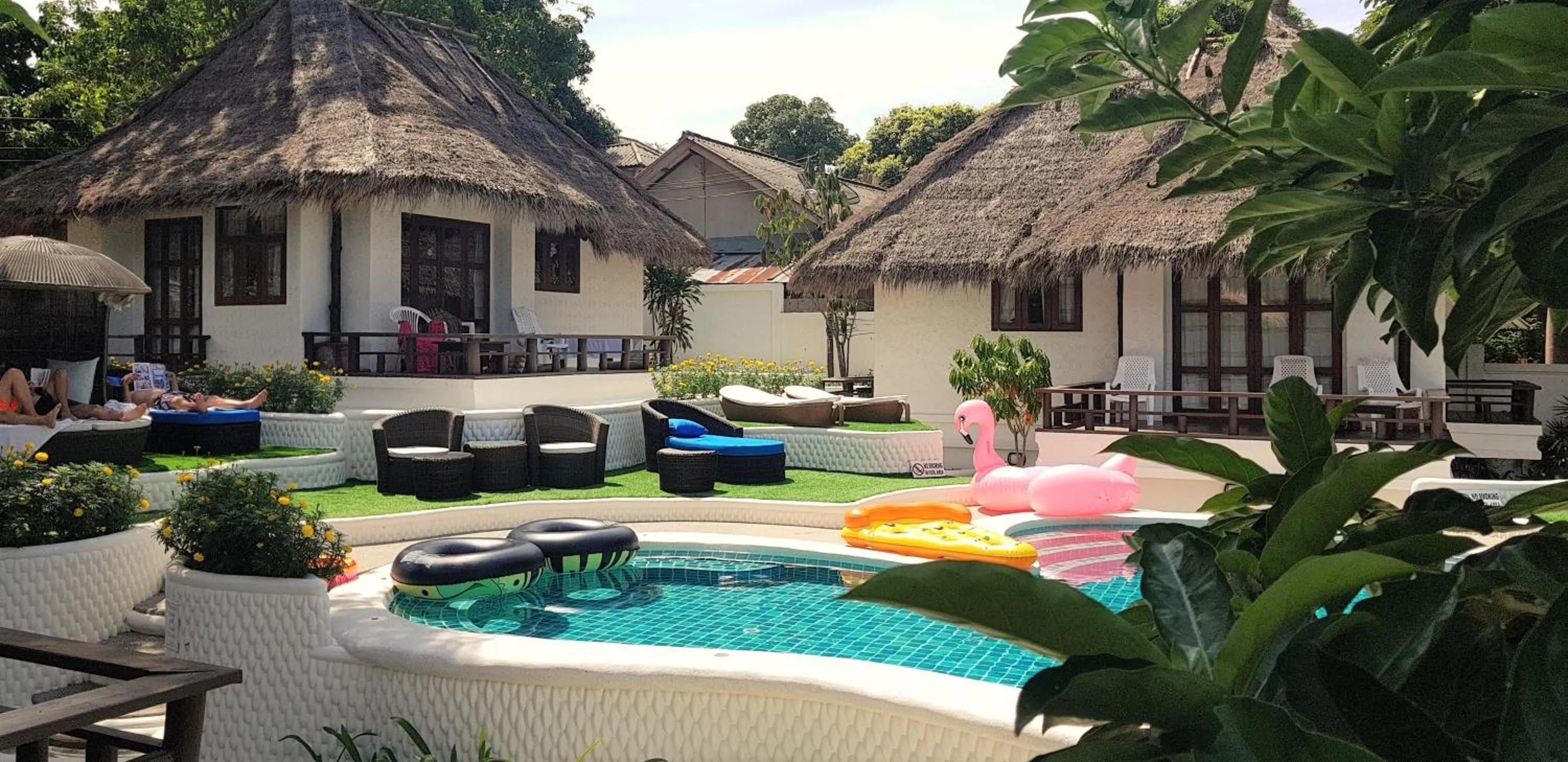 Pool view in Clear View Resort