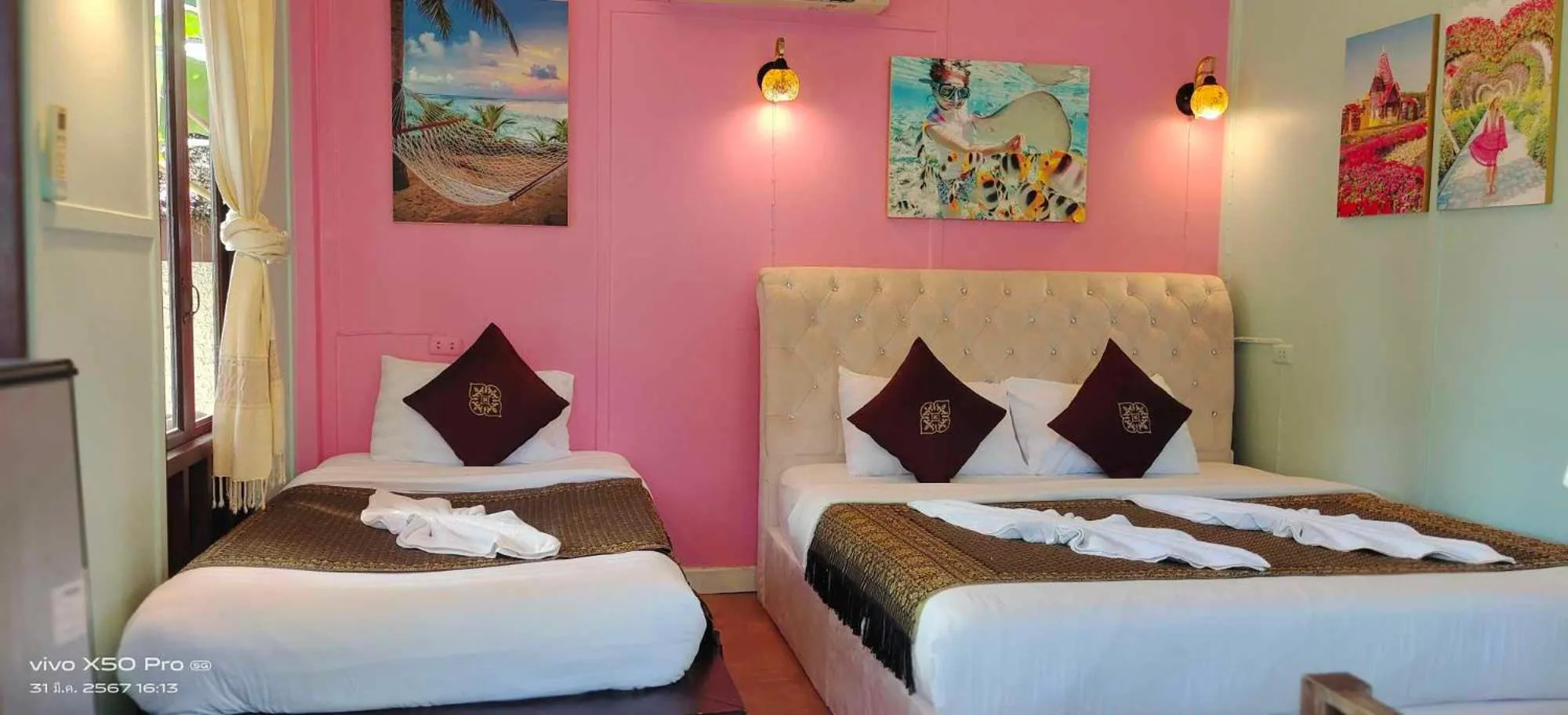 Bed in Clear View Resort