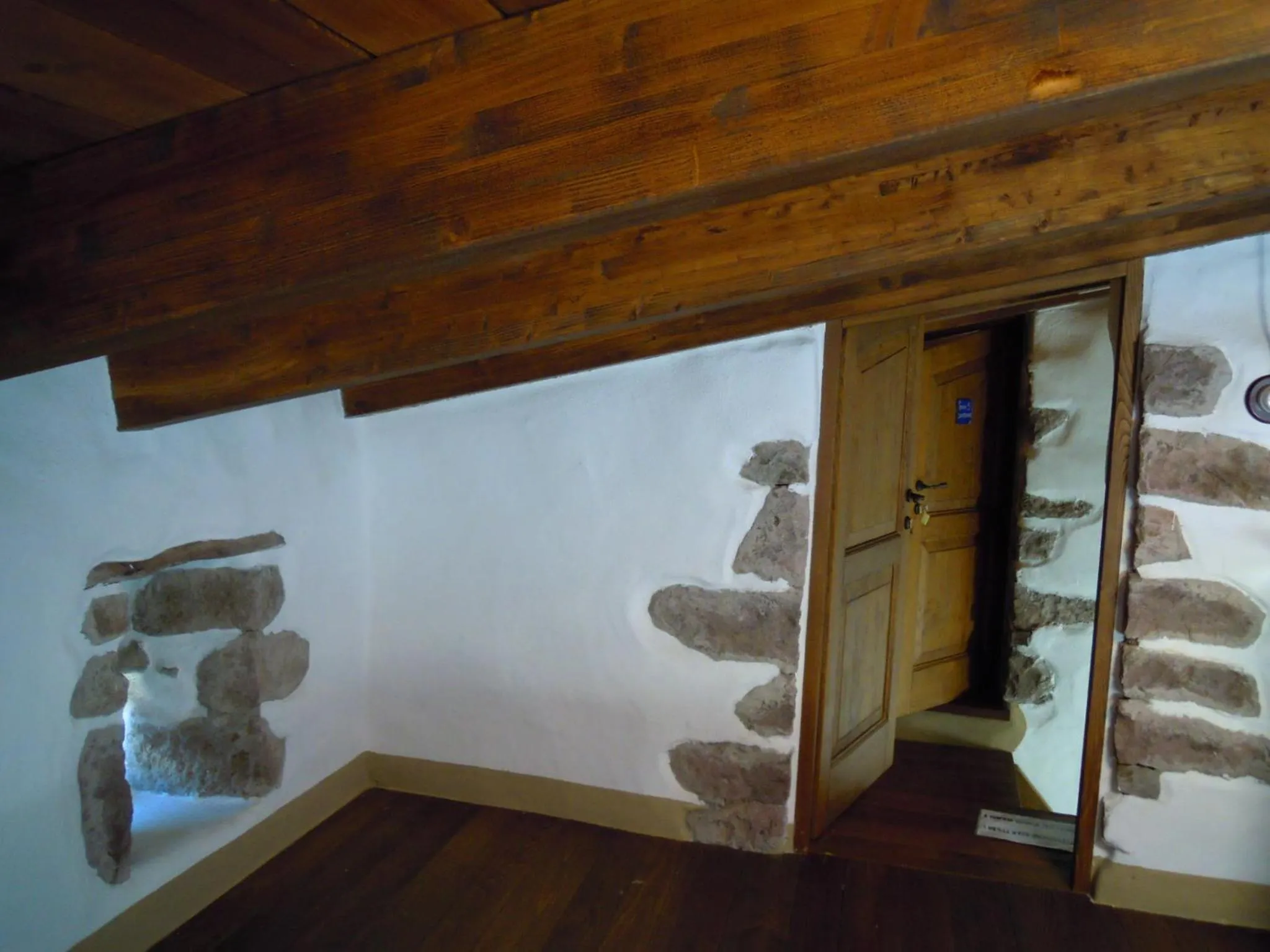 Decorative detail in Casa Castori