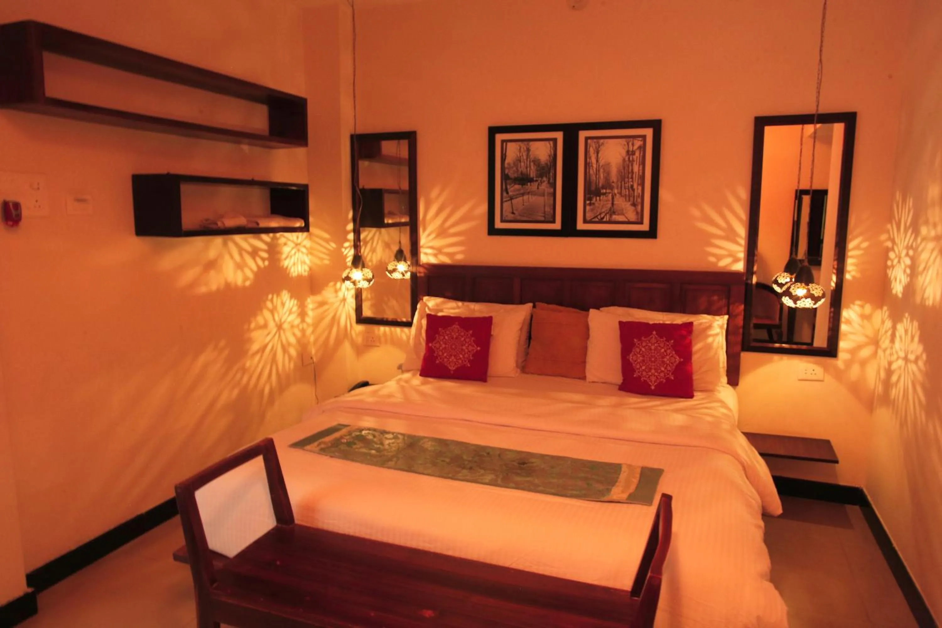 Bed in Hotel Highnest