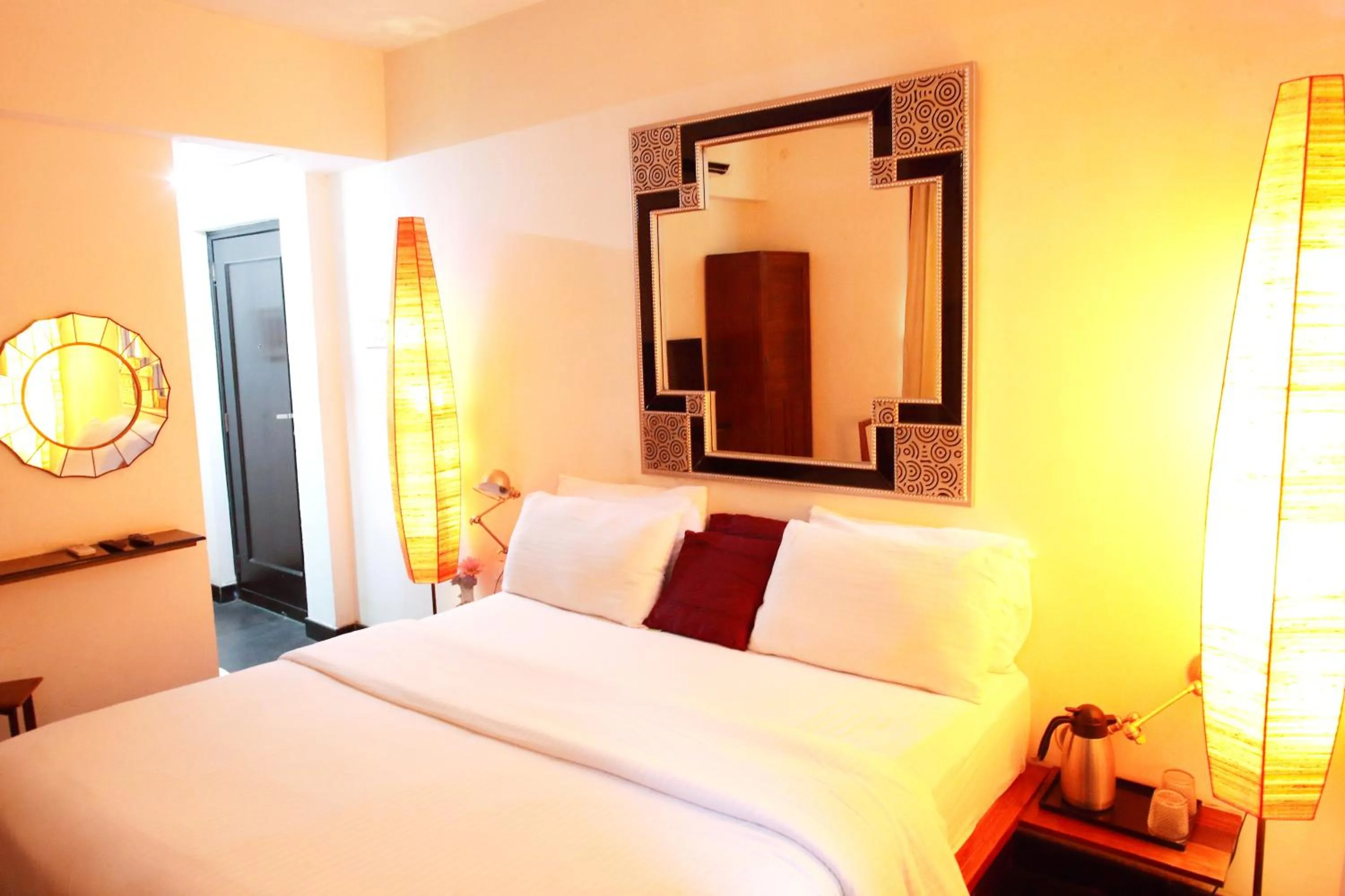 Bed in Hotel Highnest