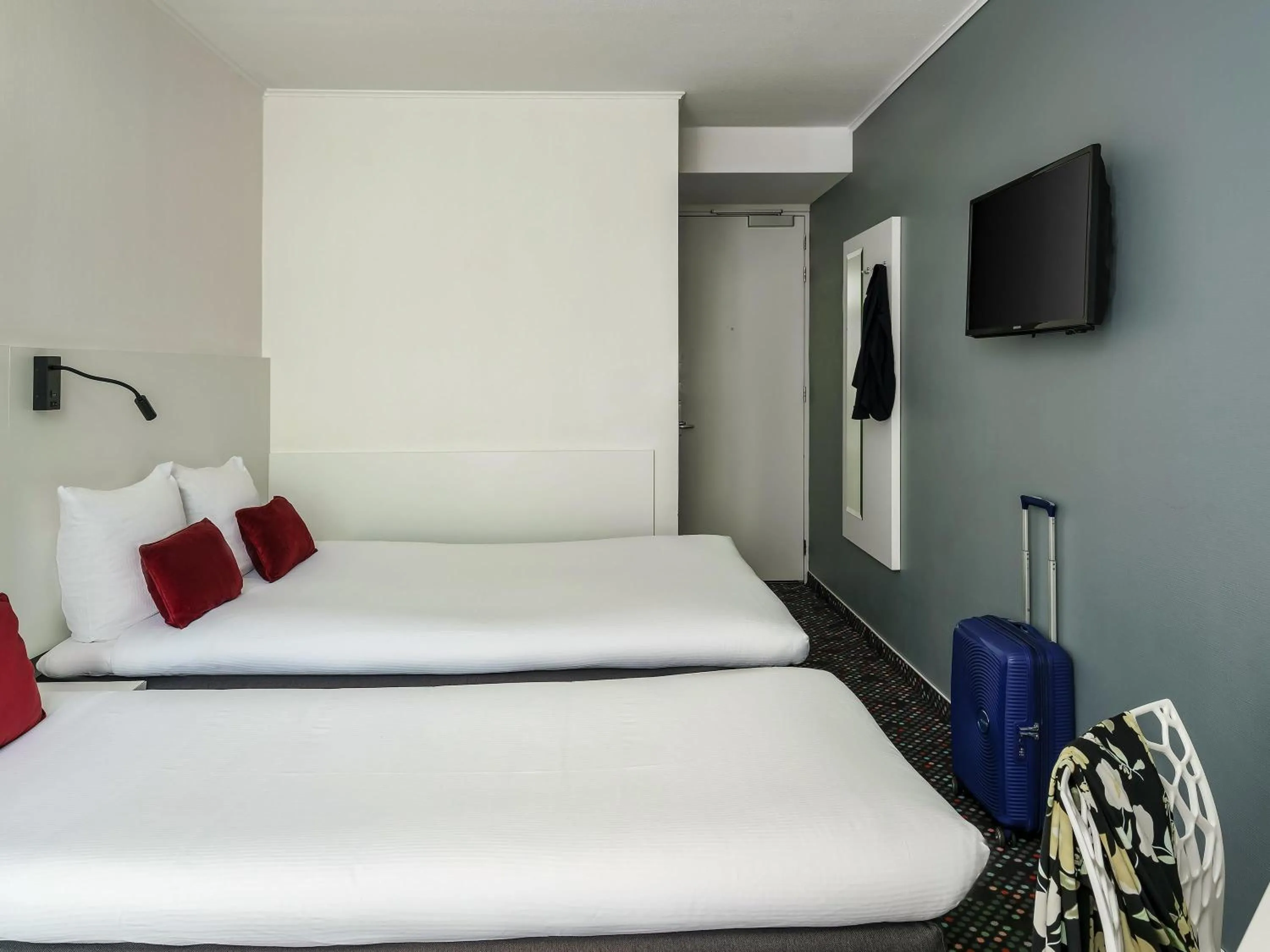 Bedroom, Bed in ibis Styles Amsterdam City
