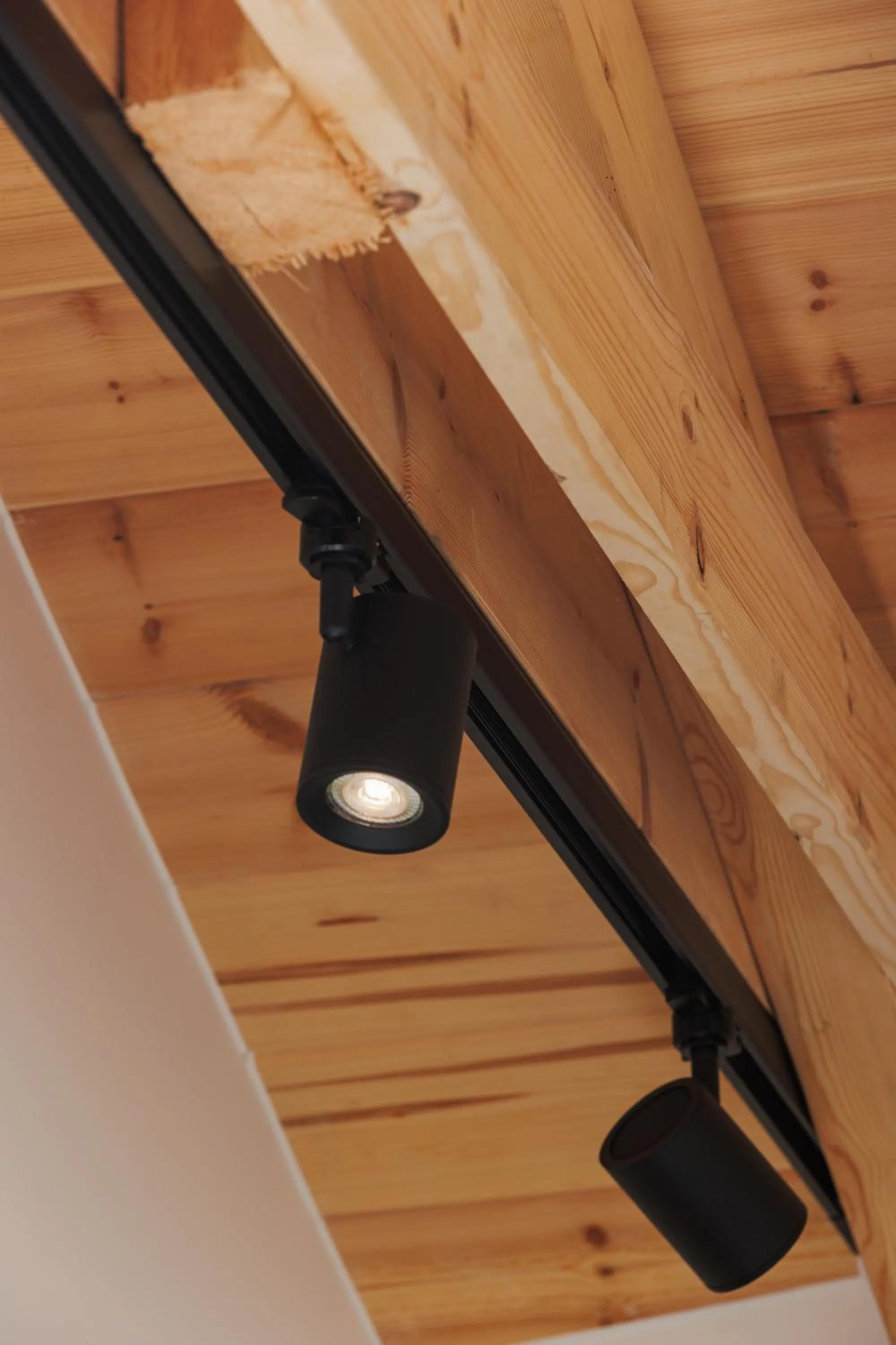 Photo of the whole room in 12 PYLES Living History