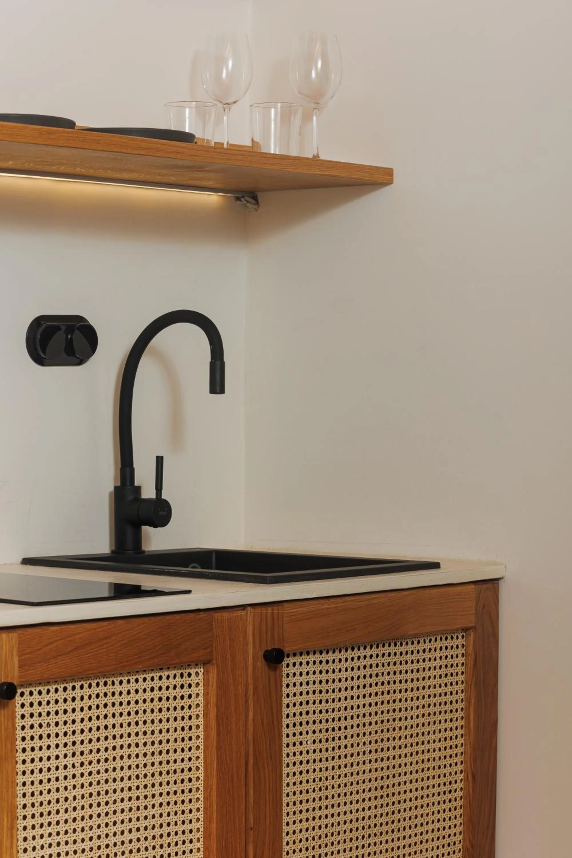 Kitchen or kitchenette in 12 PYLES Living History