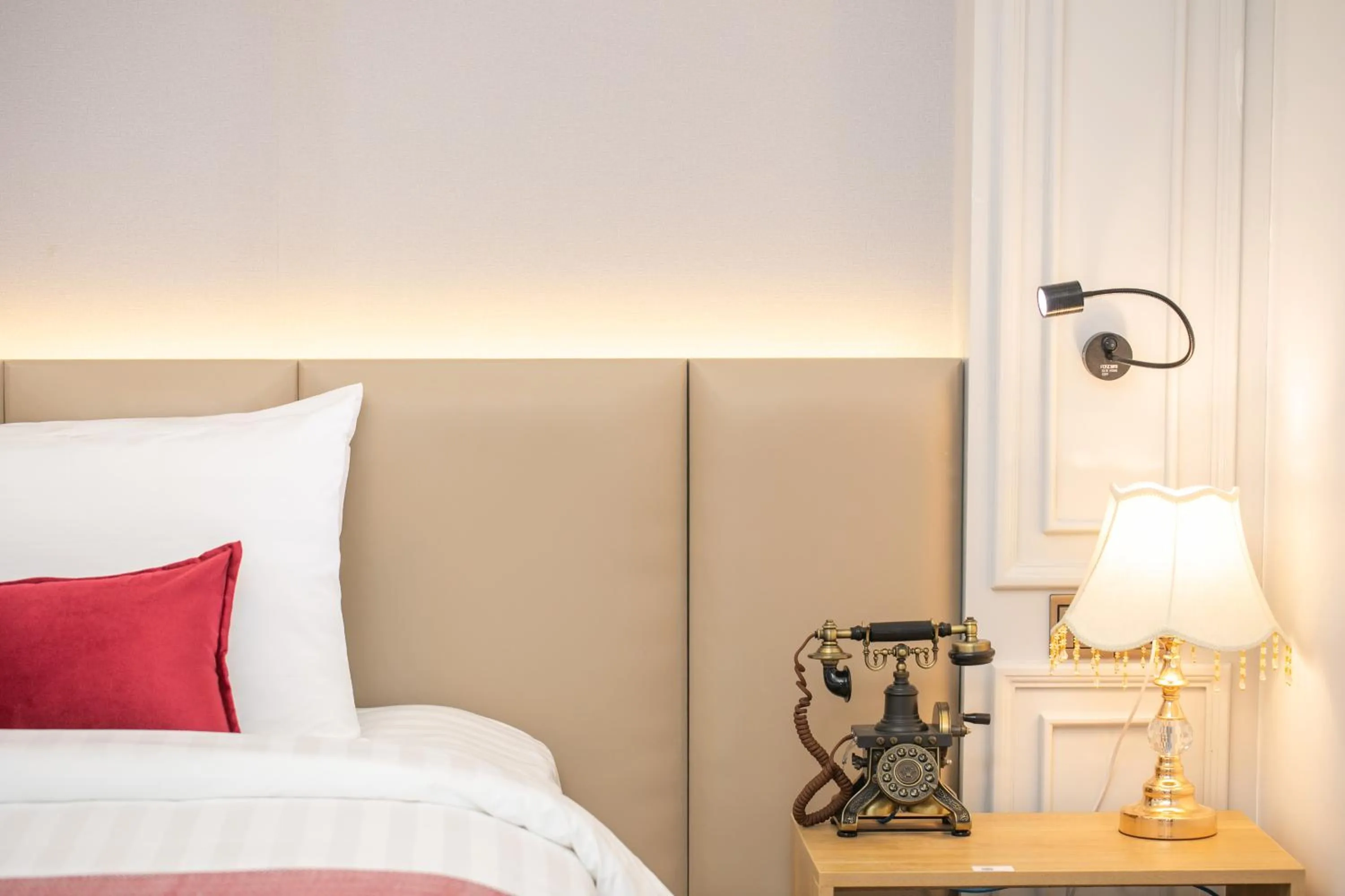 View (from property/room), Bed in Cambana Poipet Hotel