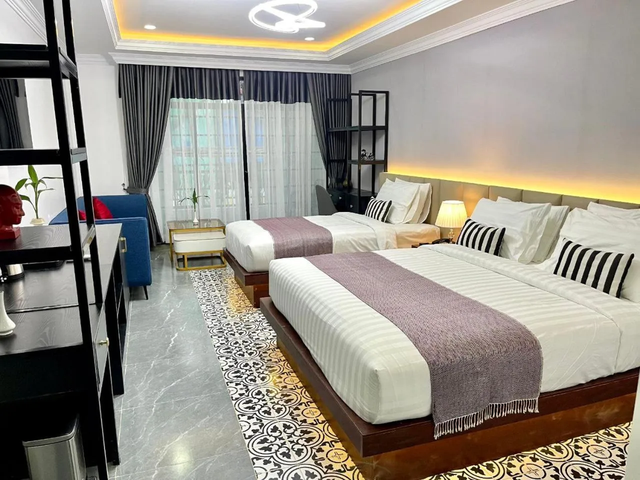 Guests, Bed in Cambana Poipet Hotel