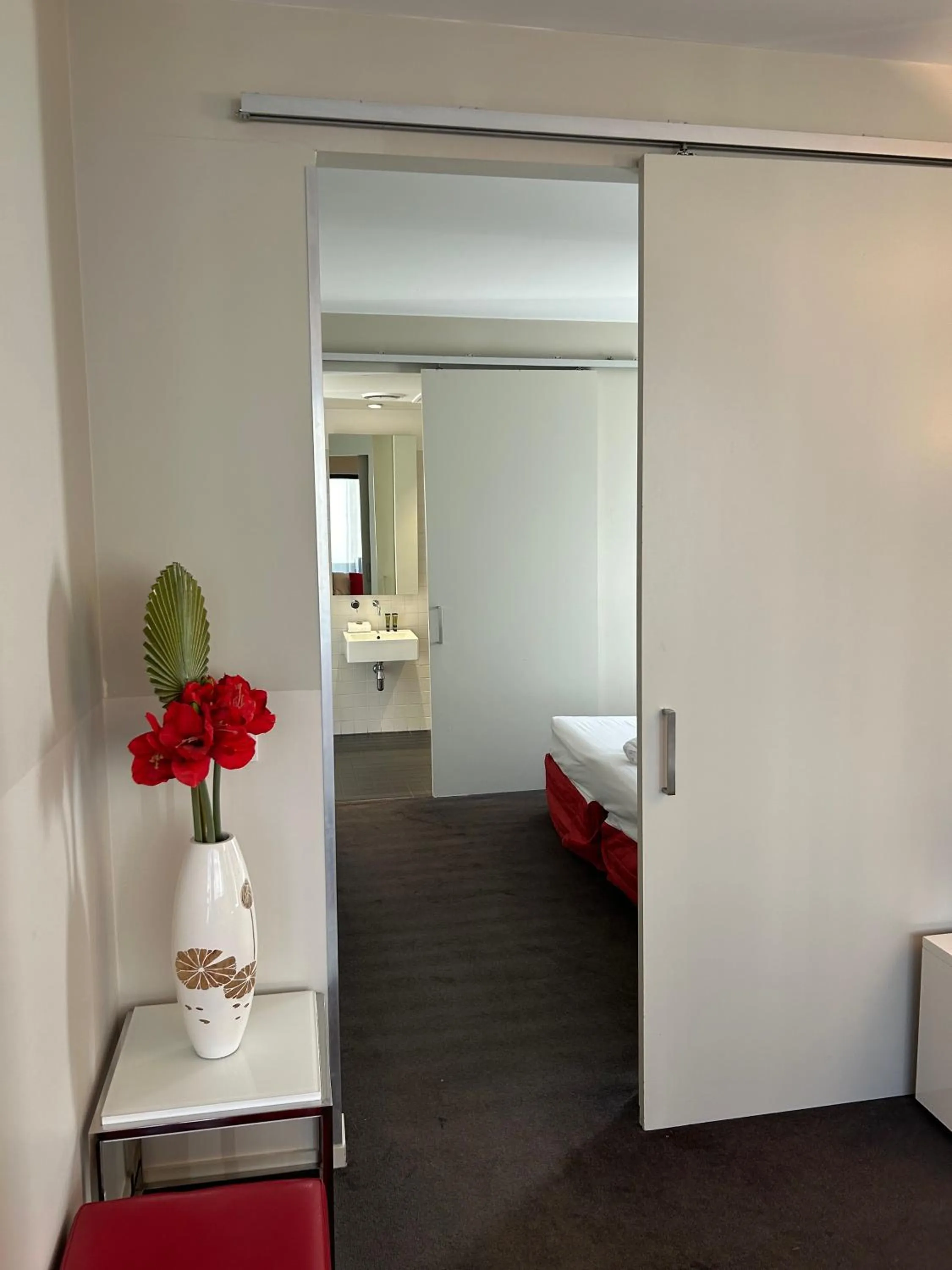 Bedroom, Bed in Adele Apartment Hotel East Melbourne