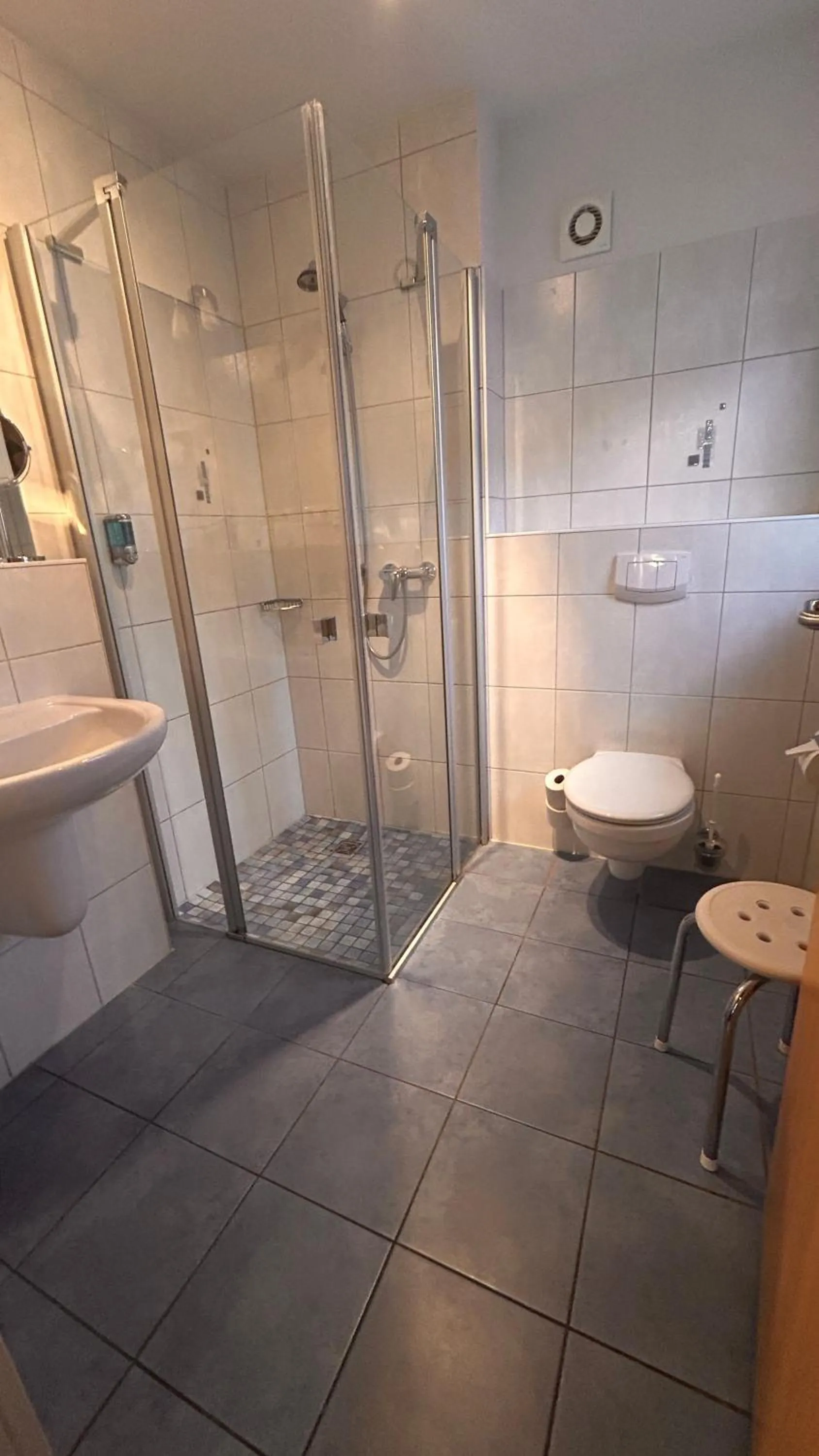 Bathroom in Hotel Gästehaus Linden