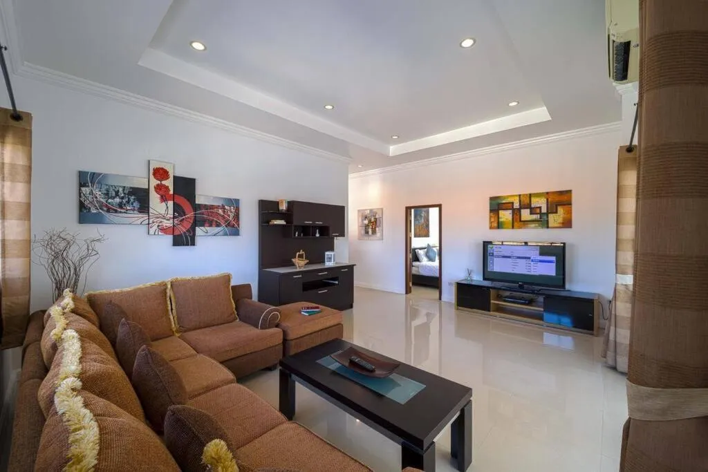 Luxurious 5-Bedroom Private Pool Villa! PV5