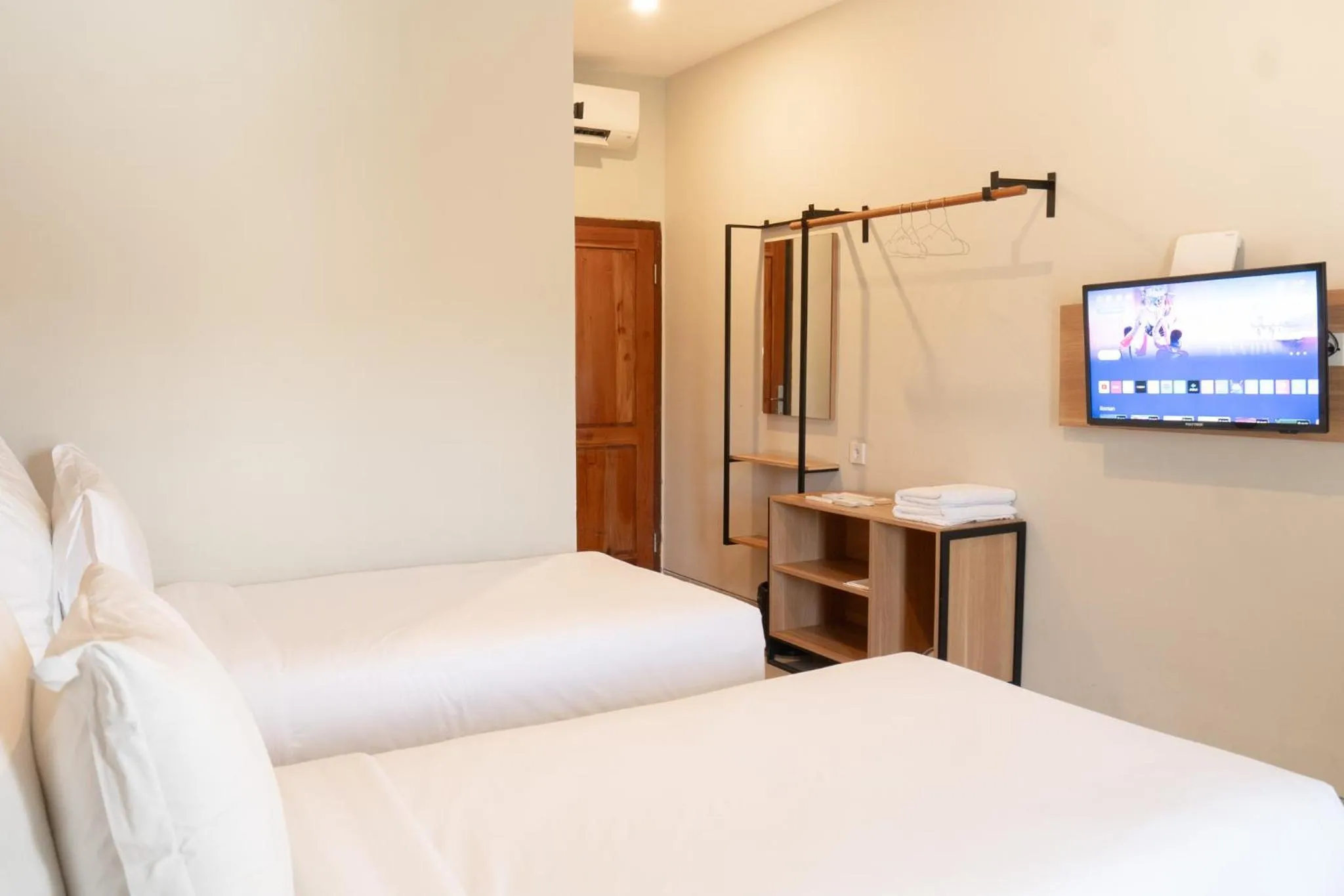 Bedroom, Bed in Maluk Stay