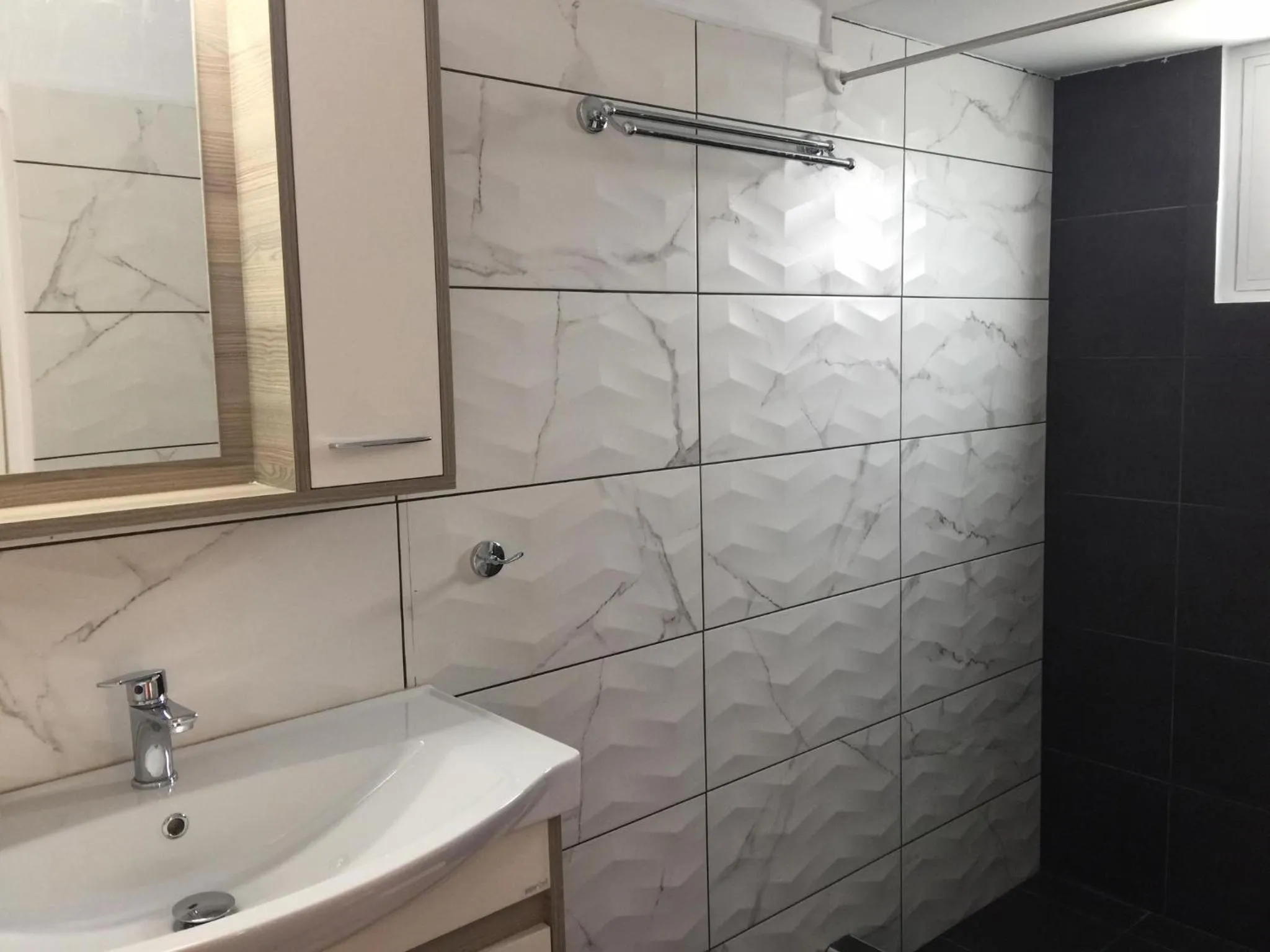 Shower in Calypso Hotel