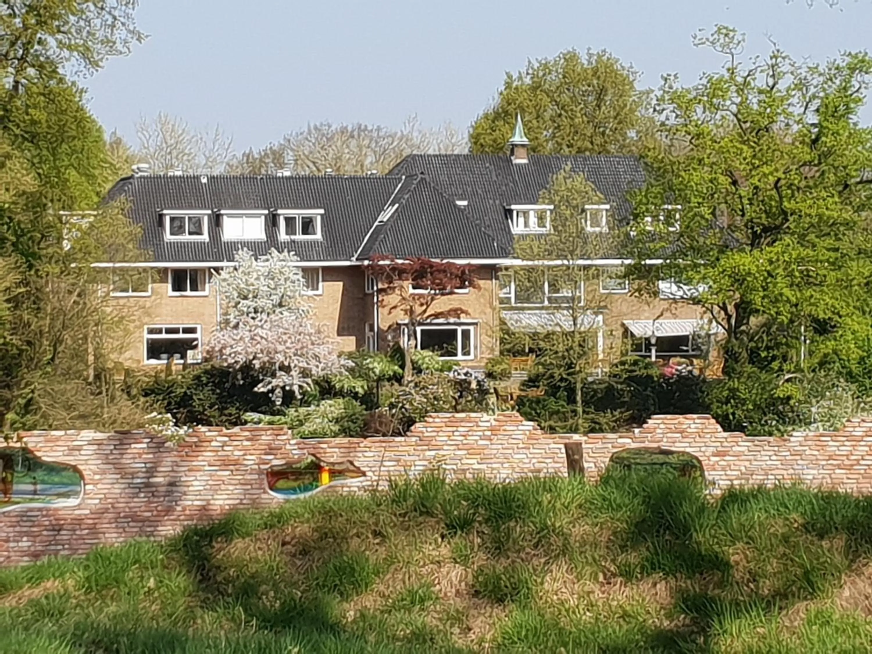 Facade/entrance in Hotel Wyllandrie