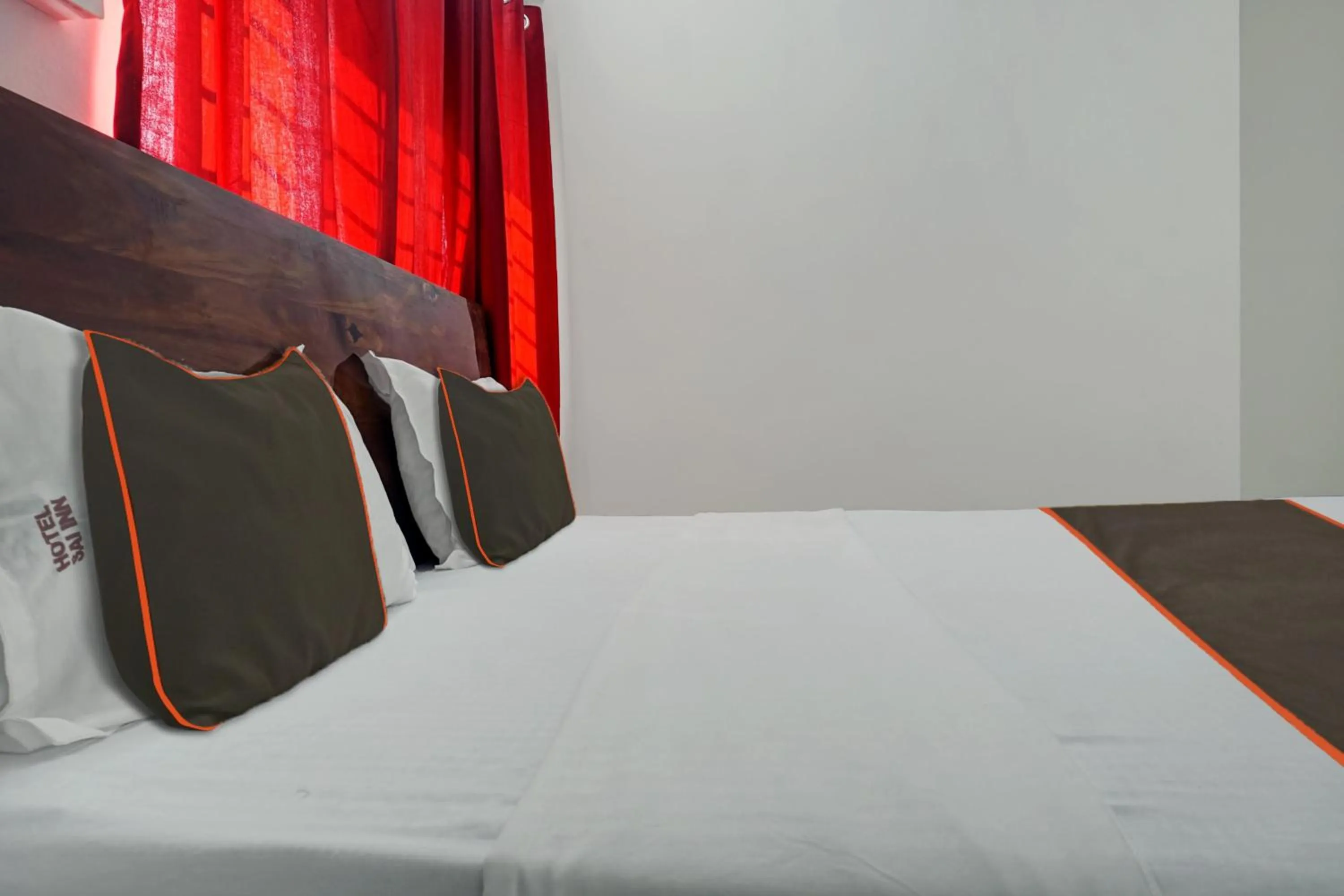 Bedroom, Bed in Hotel O Sai Inn Lodging