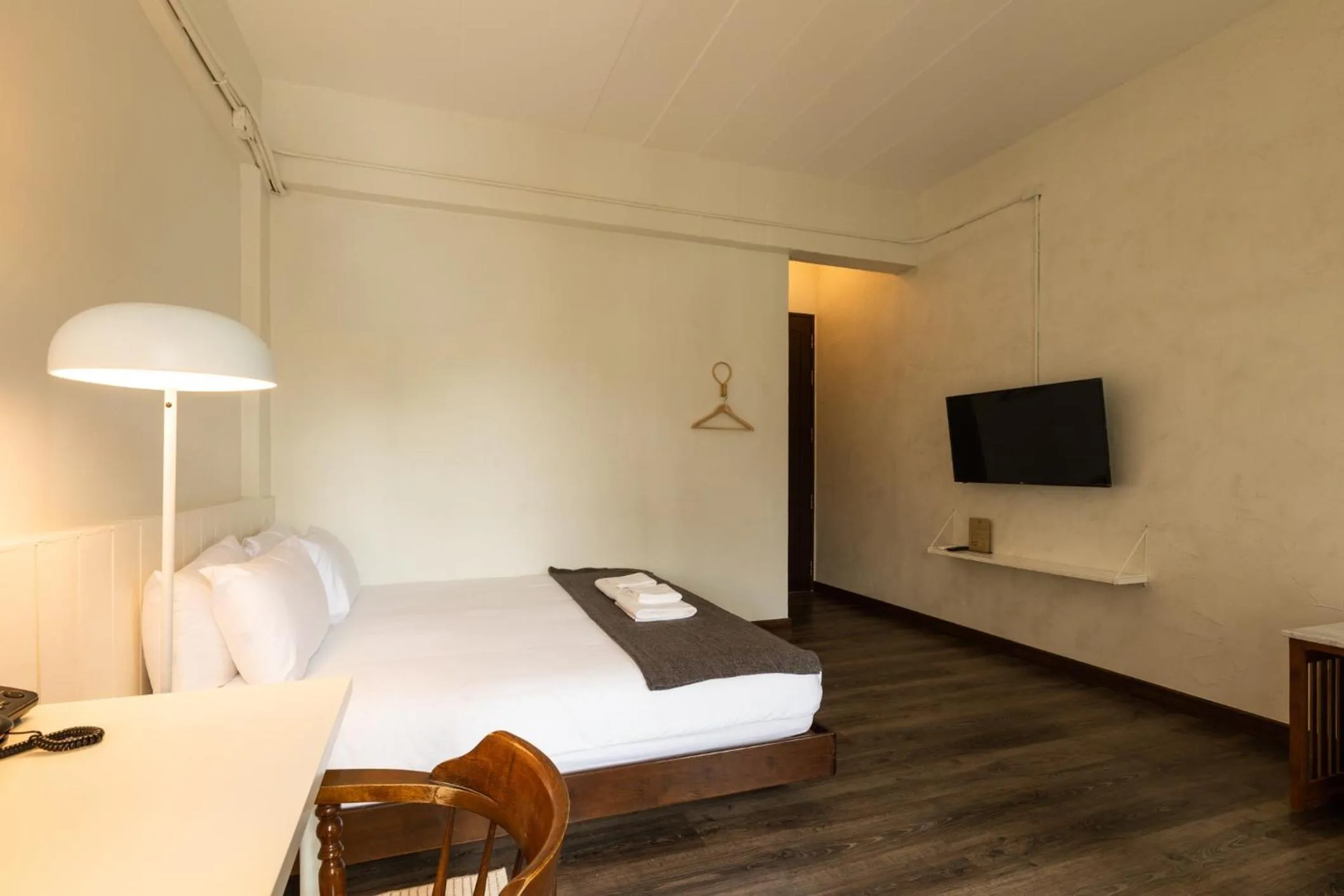 Photo of the whole room, Bed in Within Korat Sawairiang