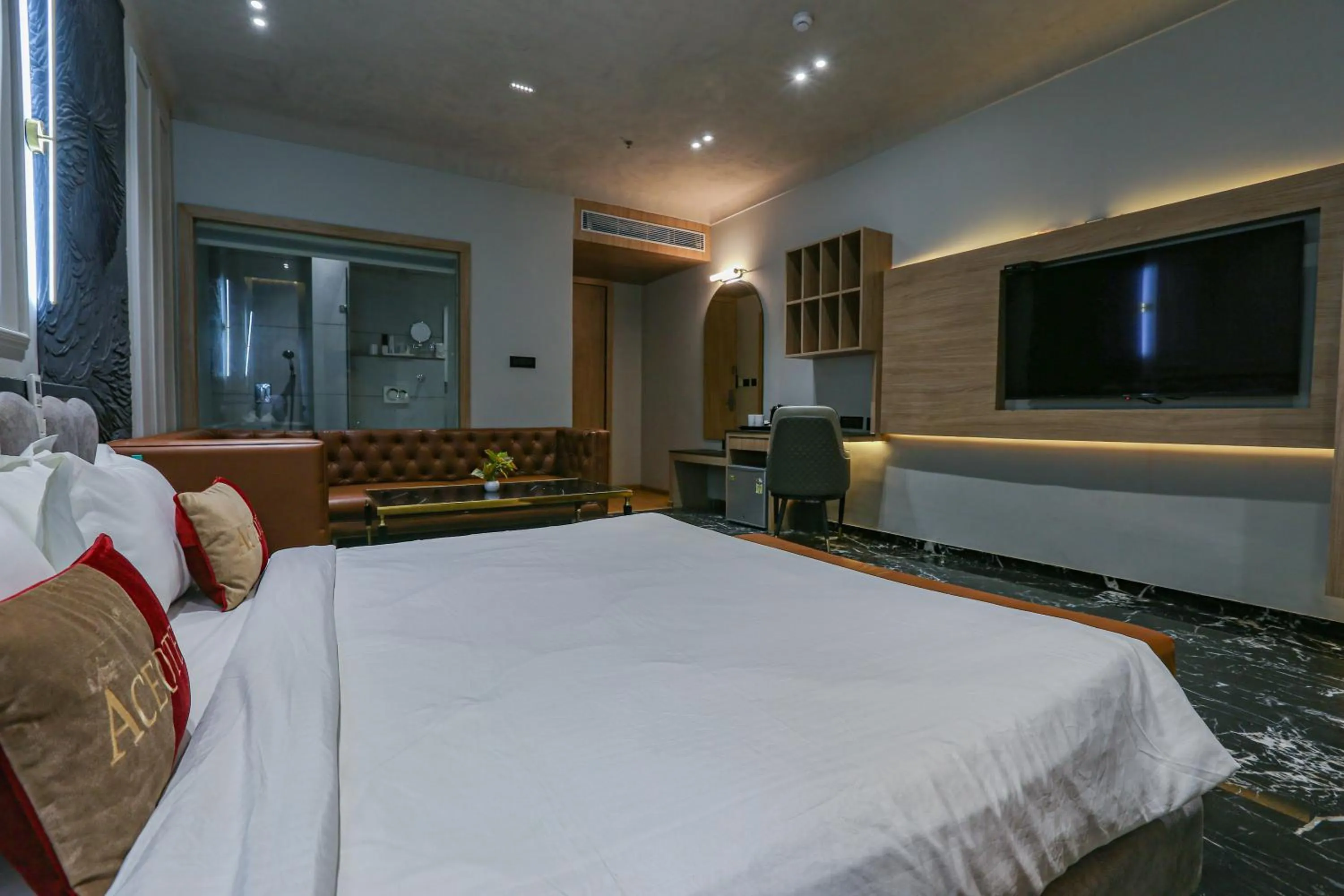 TV and multimedia, Bed in Aceotel Select Aria, Bhopal -A Luxury Boutique Hotel