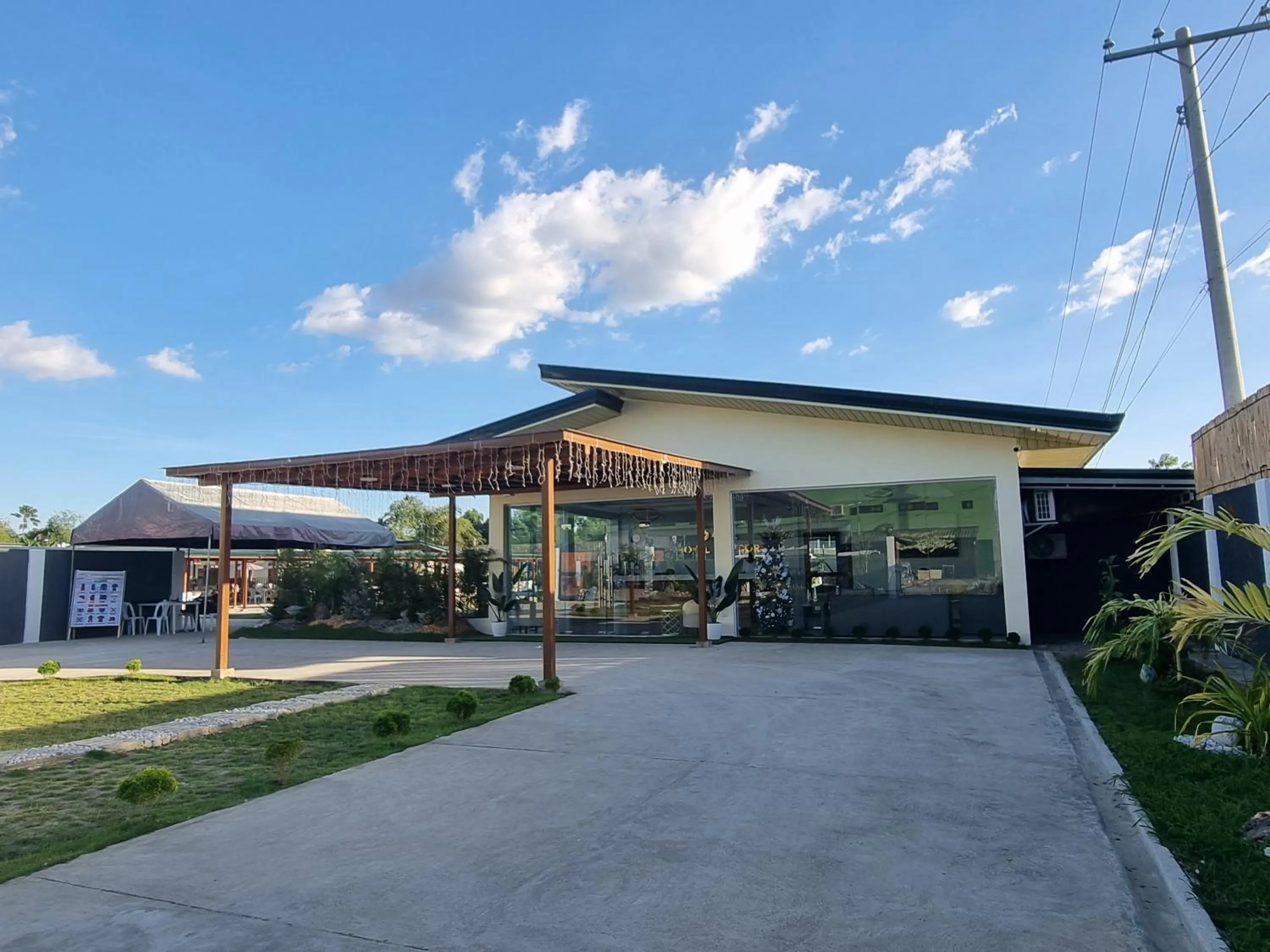 Property building in 34k Hotel and Resort powered by Cocotel