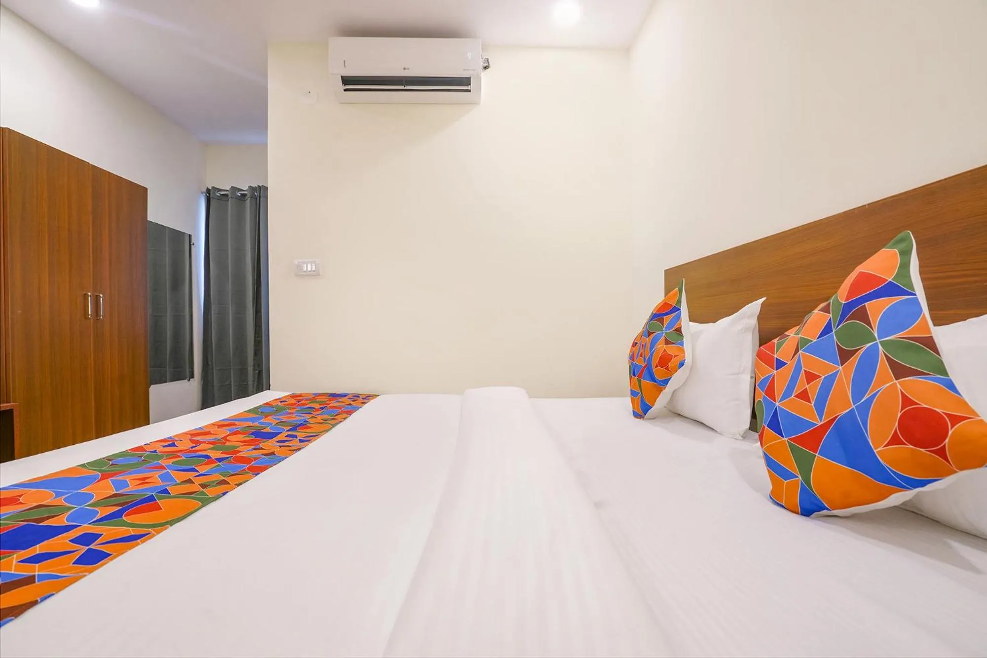 Bed in FabHotel Air Live - Nr Ameerpet metro station