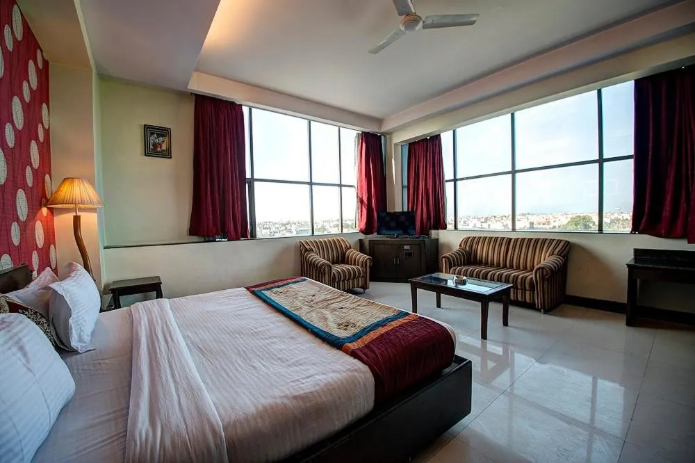 Hotel PR Residency Amritsar