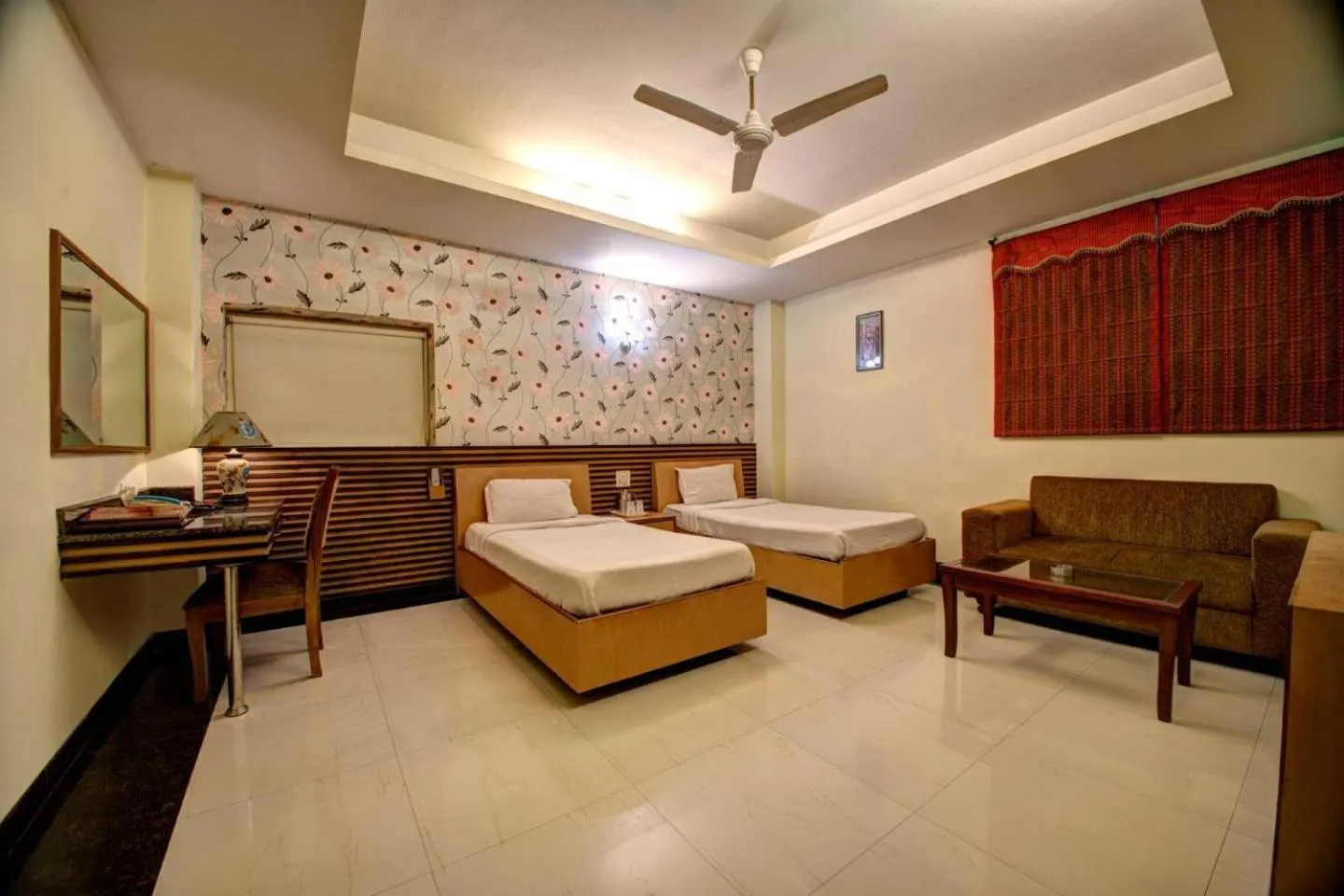 Hotel PR Residency Amritsar