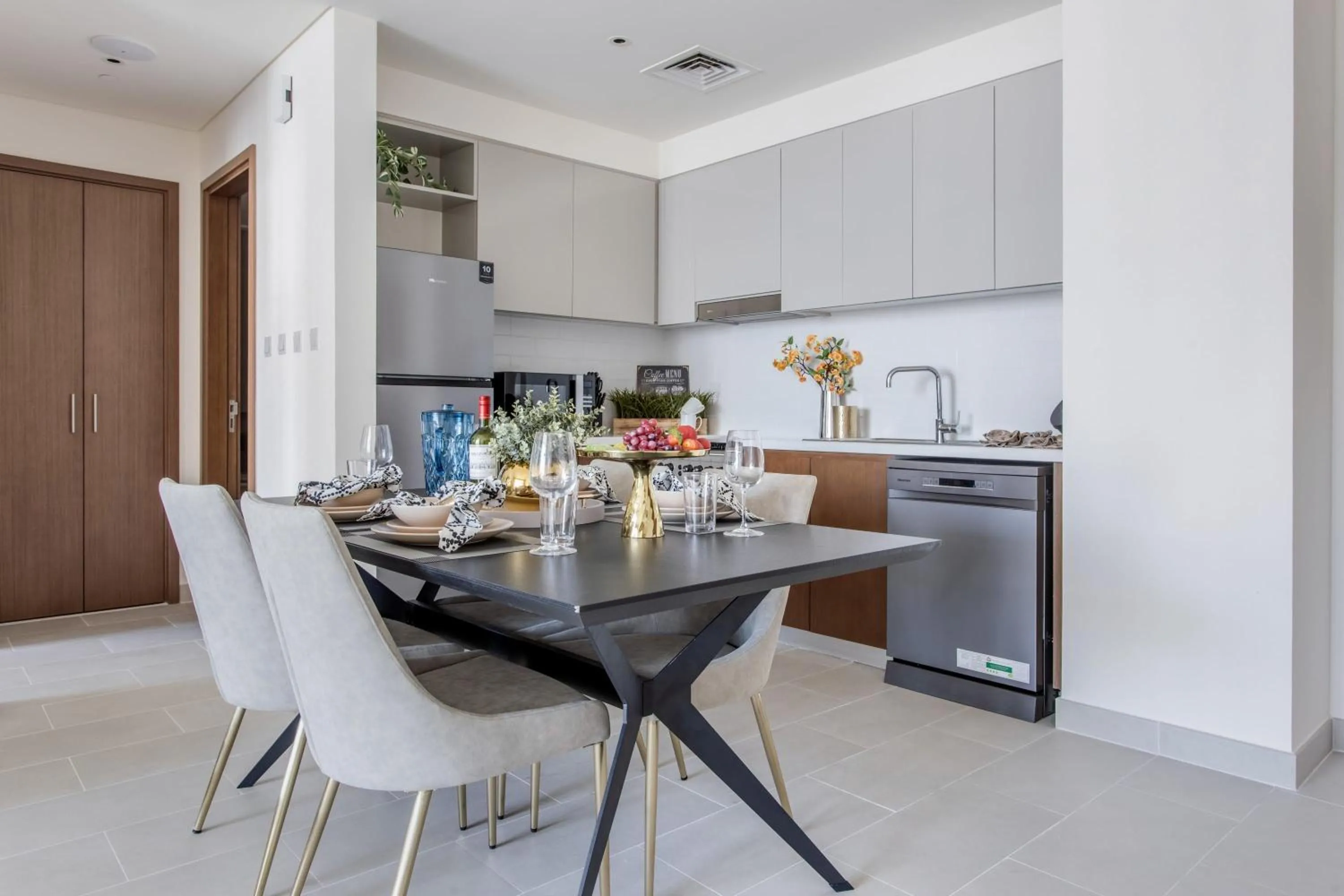 Frank Porter - Creek Rise Tower 1