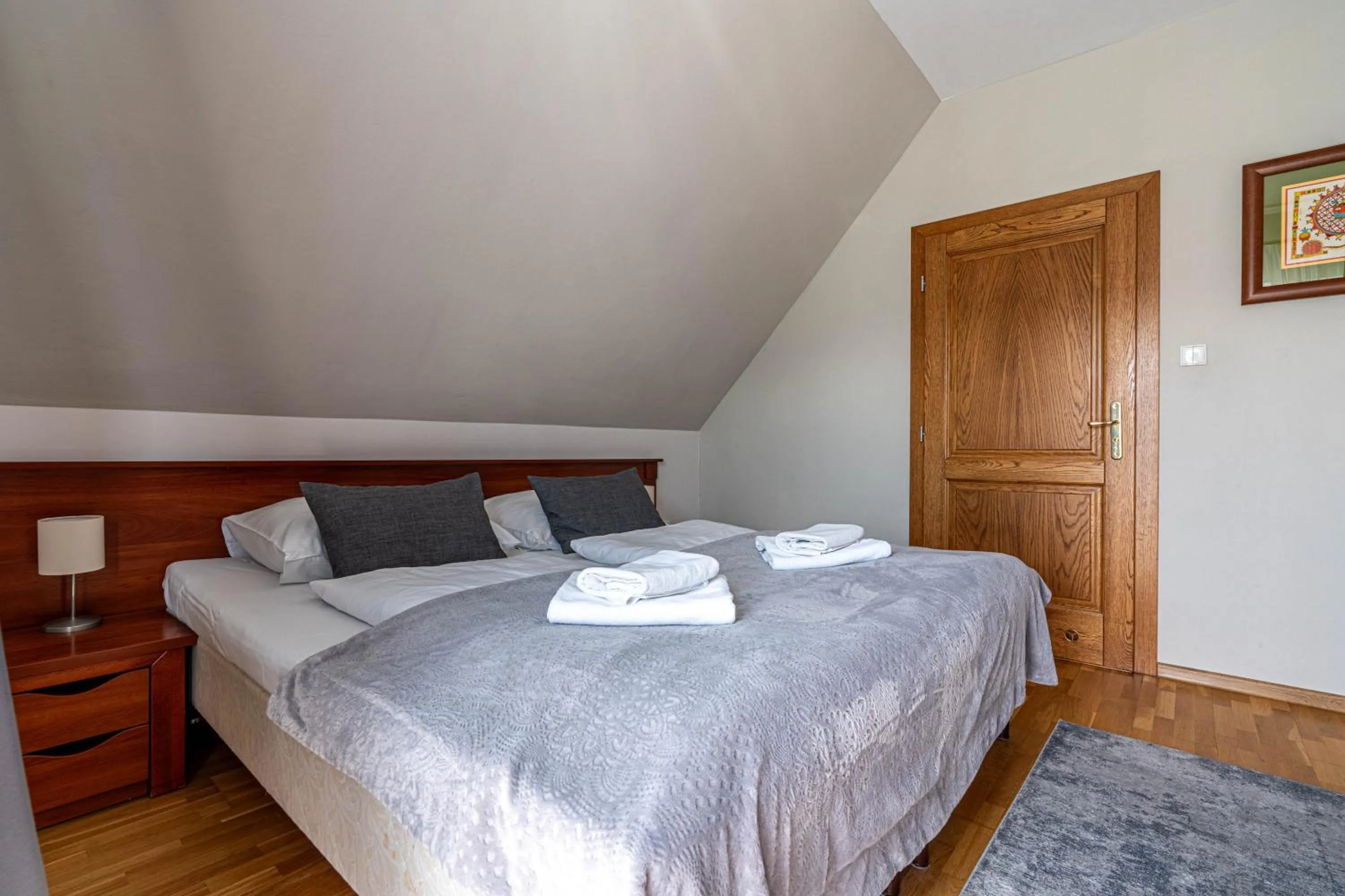 Bed in Willa Serafin-basen, sauny i jacuzzi w Willa Baciarka dodatkowo płatne