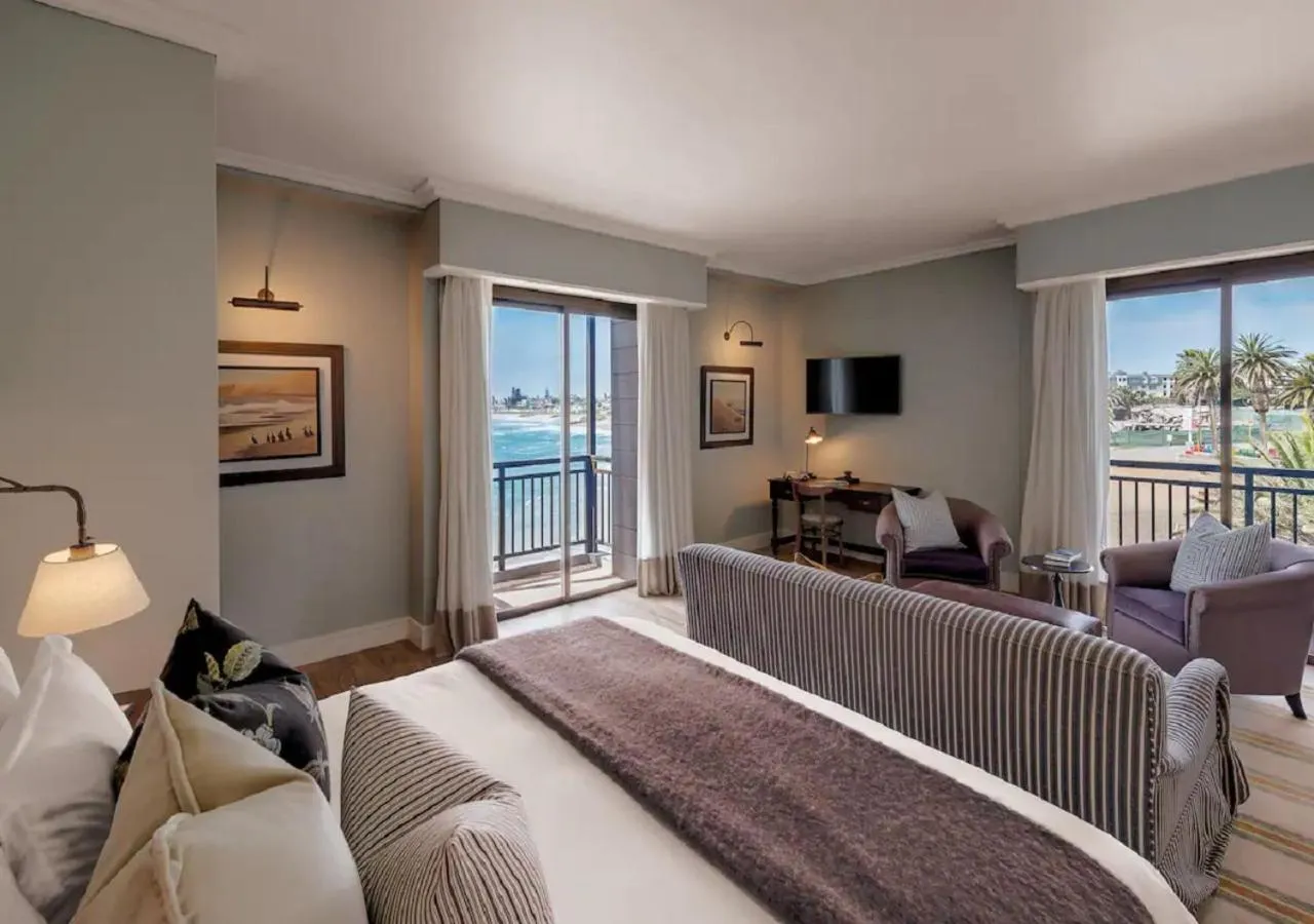 Bedroom, Bed in Strand Hotel Swakopmund