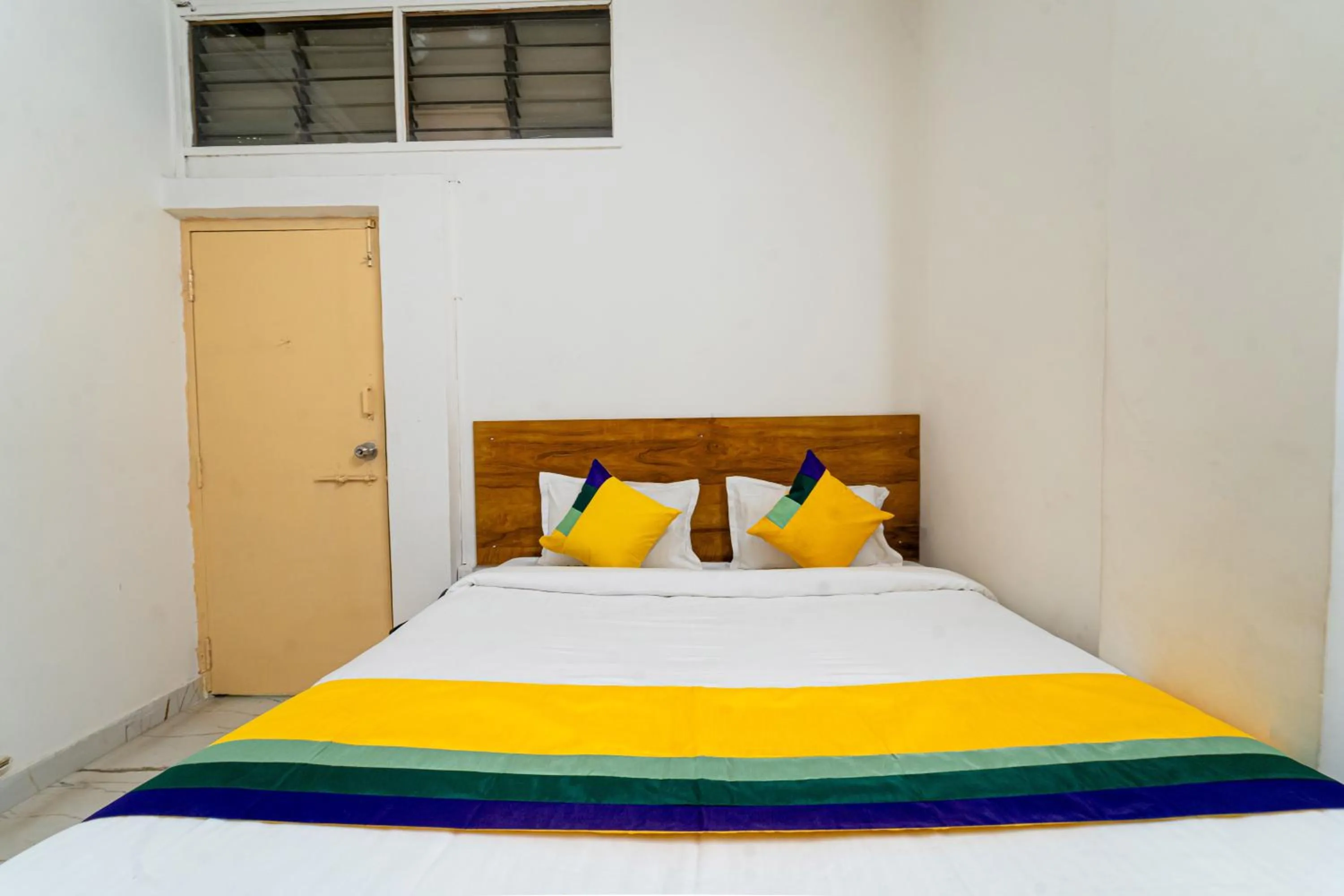 Bedroom, Bed in Itsy Hotels Mansi