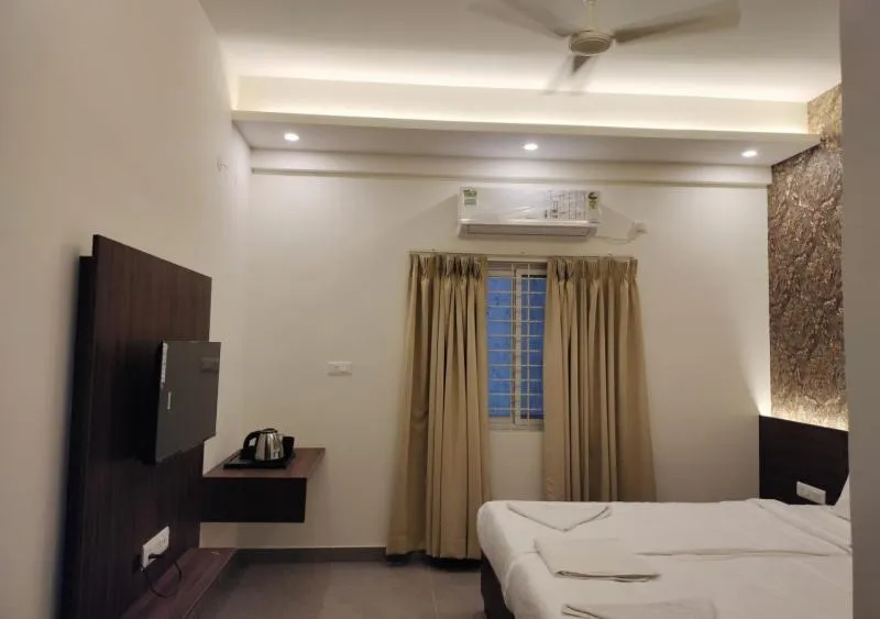 Bed in Globus Hotel by Silicon Hearth