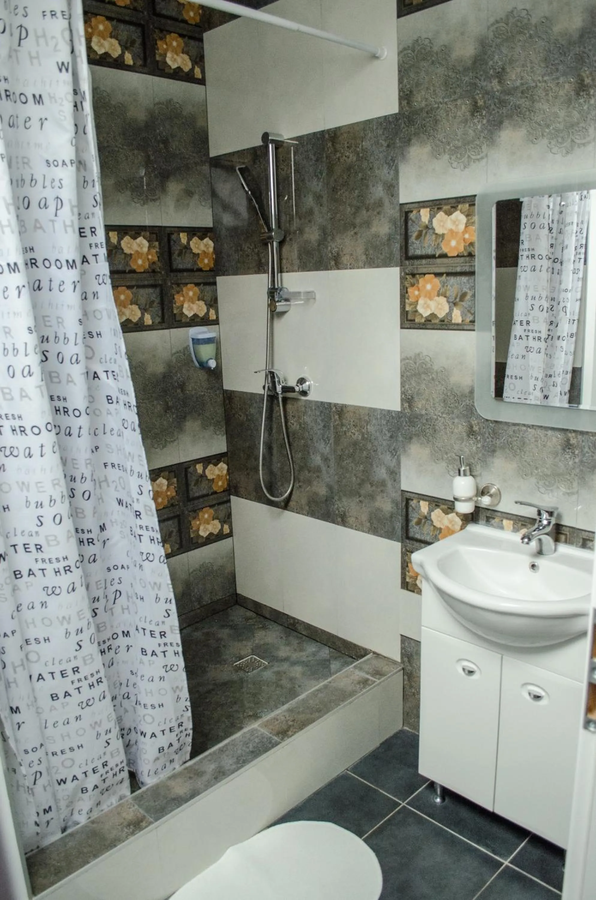 Bathroom in City Lux Villa