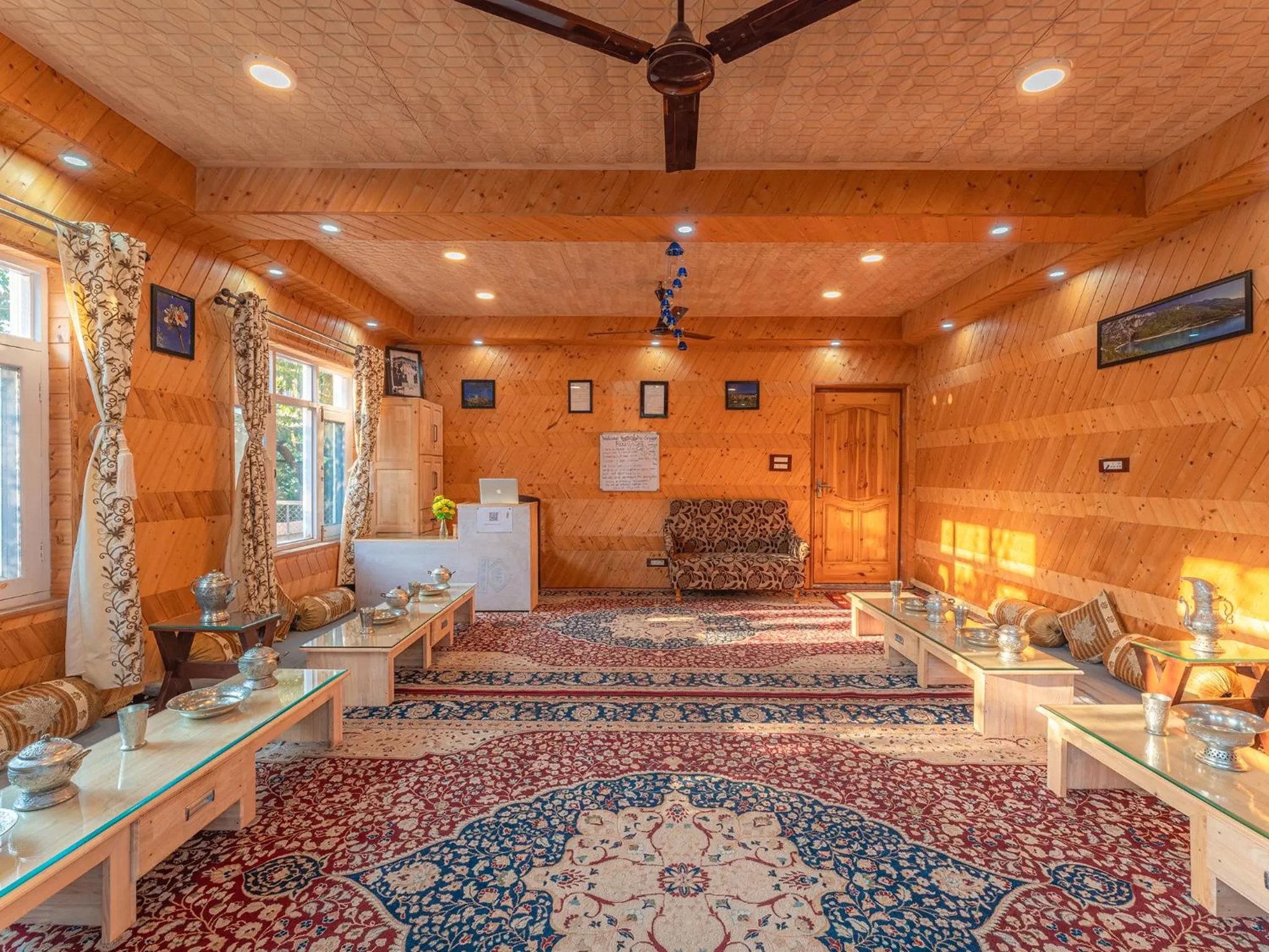 Lobby or reception in Moustache Srinagar