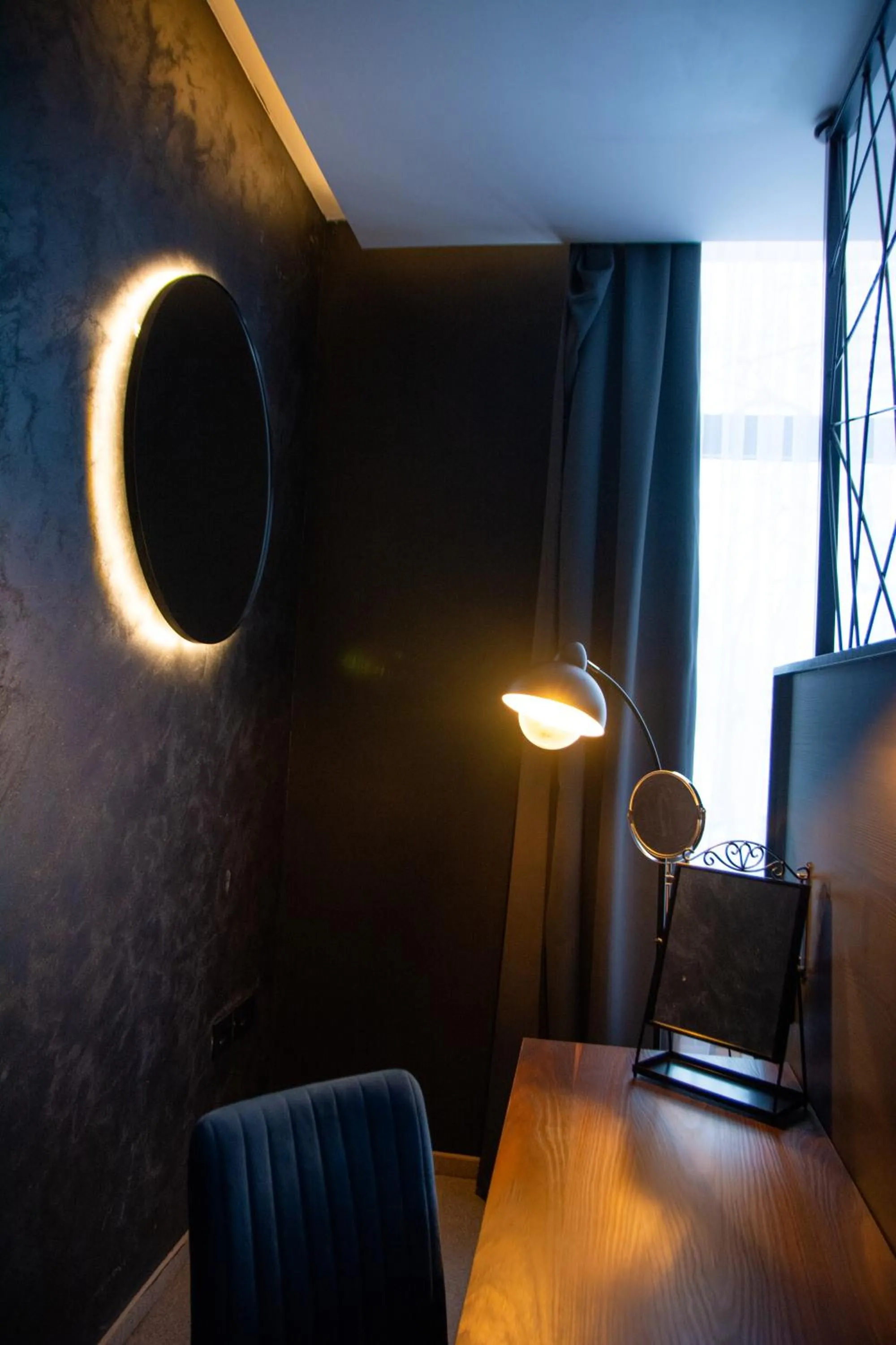 Photo of the whole room in Olivia Rooms