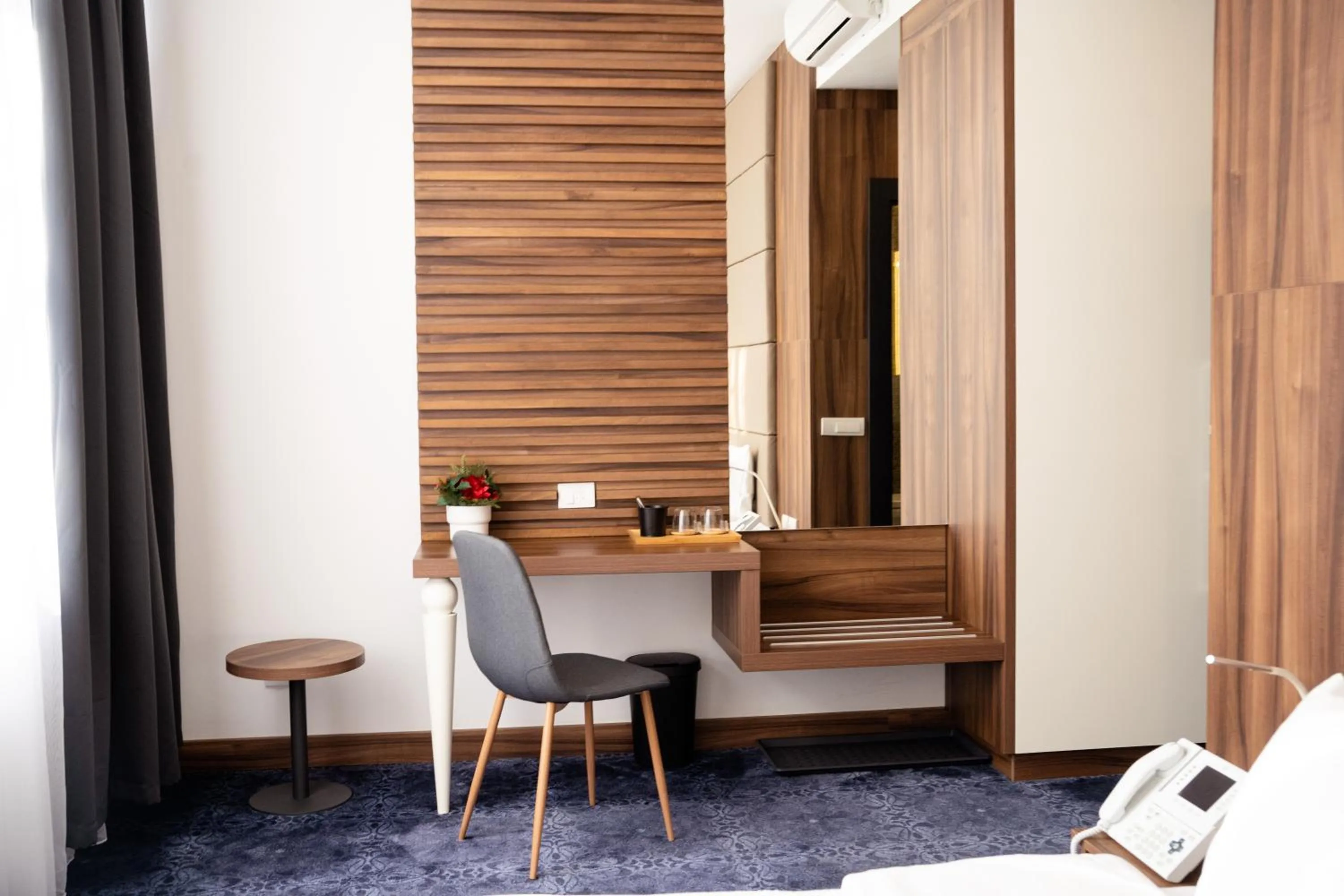 Living room in Olivia Rooms