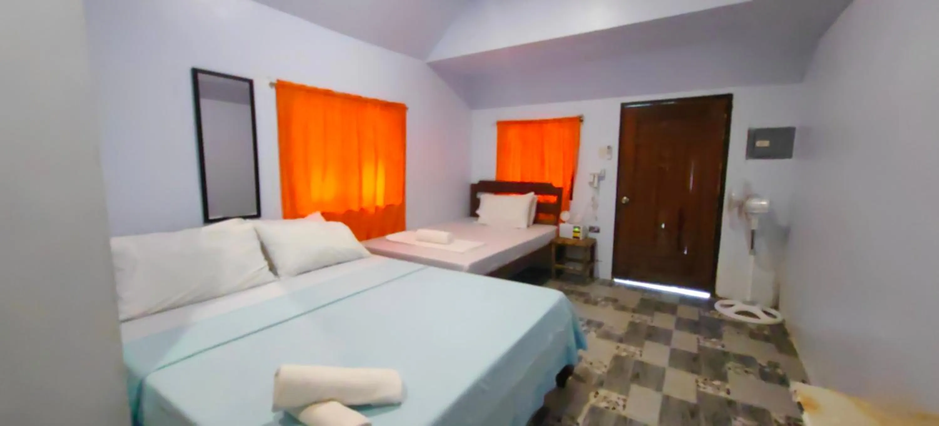 Photo of the whole room, Bed in Eashanti's Place