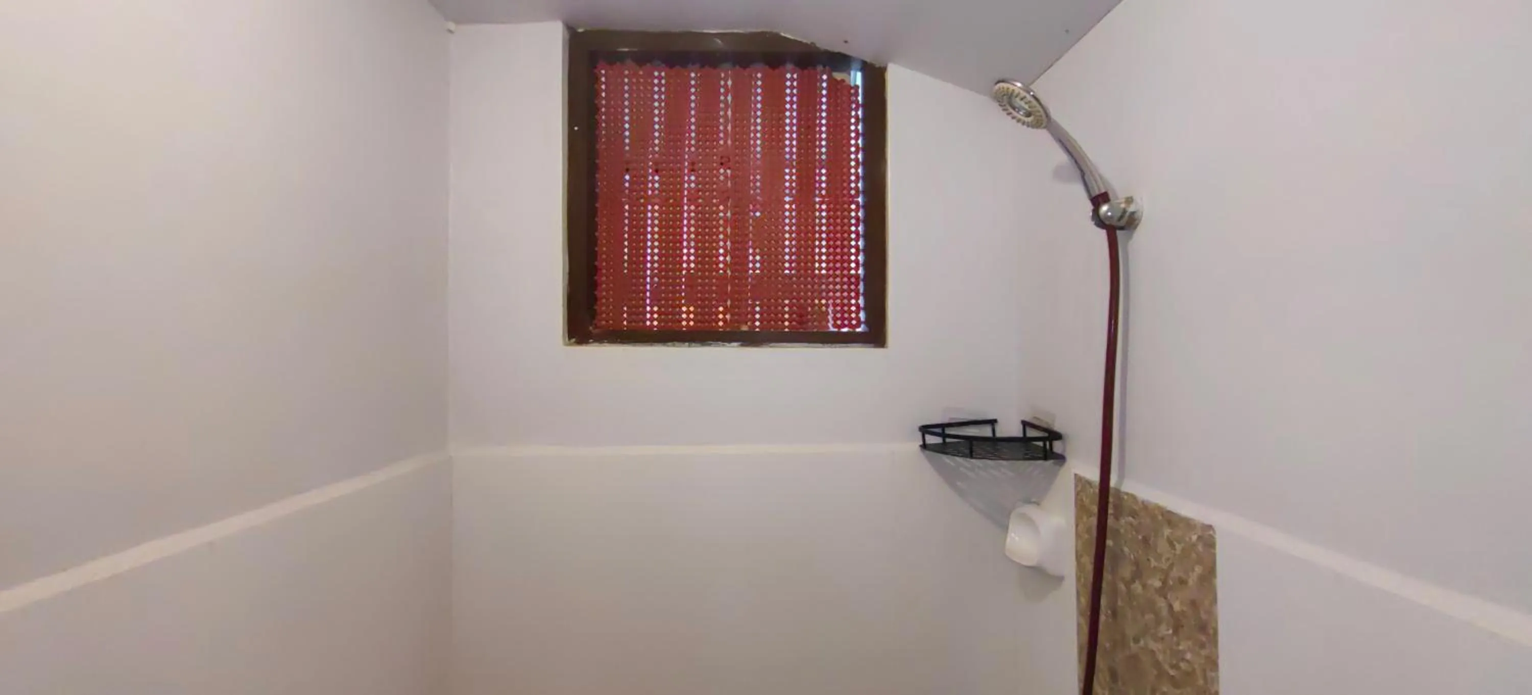 Bathroom in Eashanti's Place